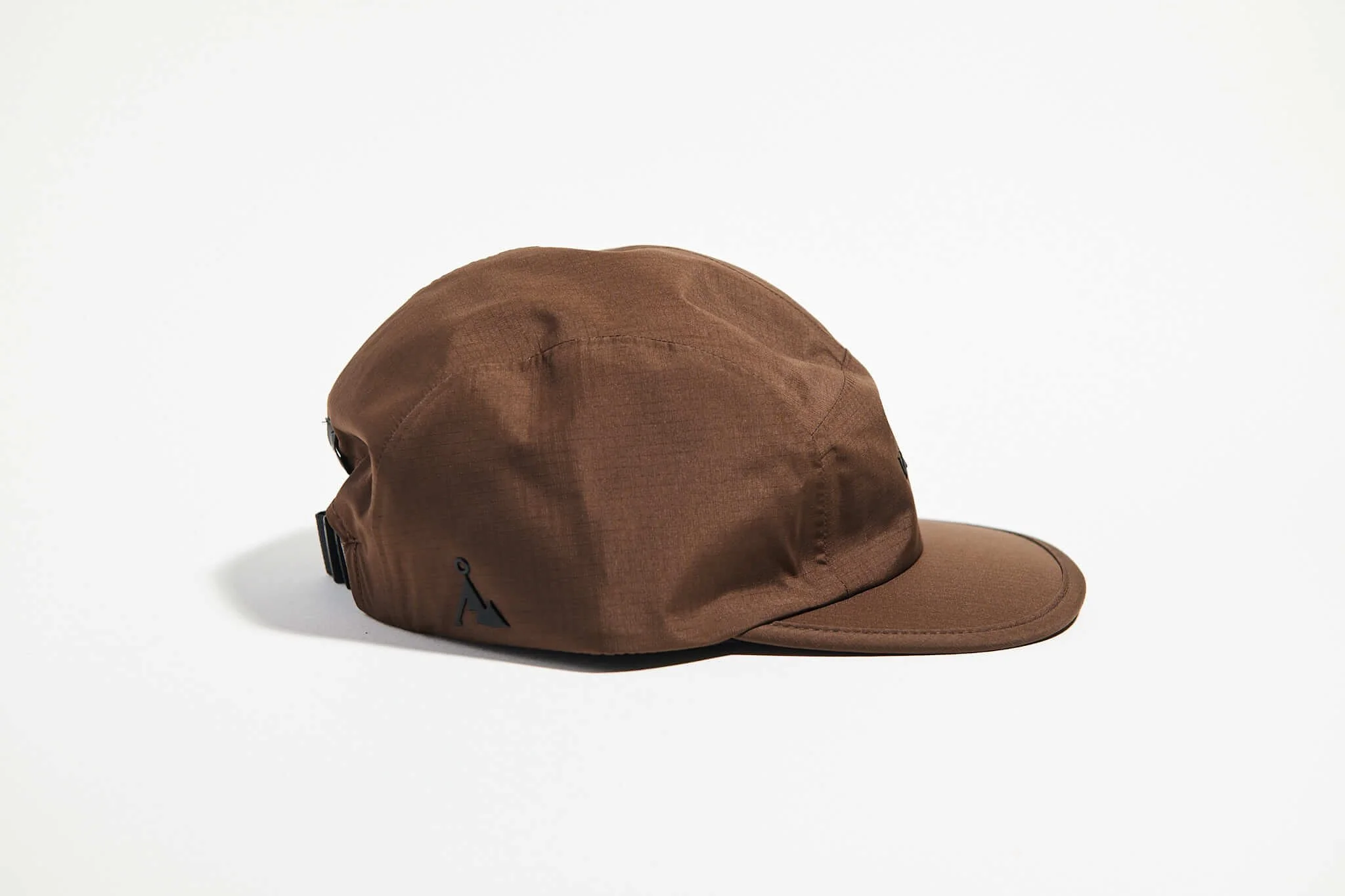 våga-fell-cap-dark-brown-side.jpg