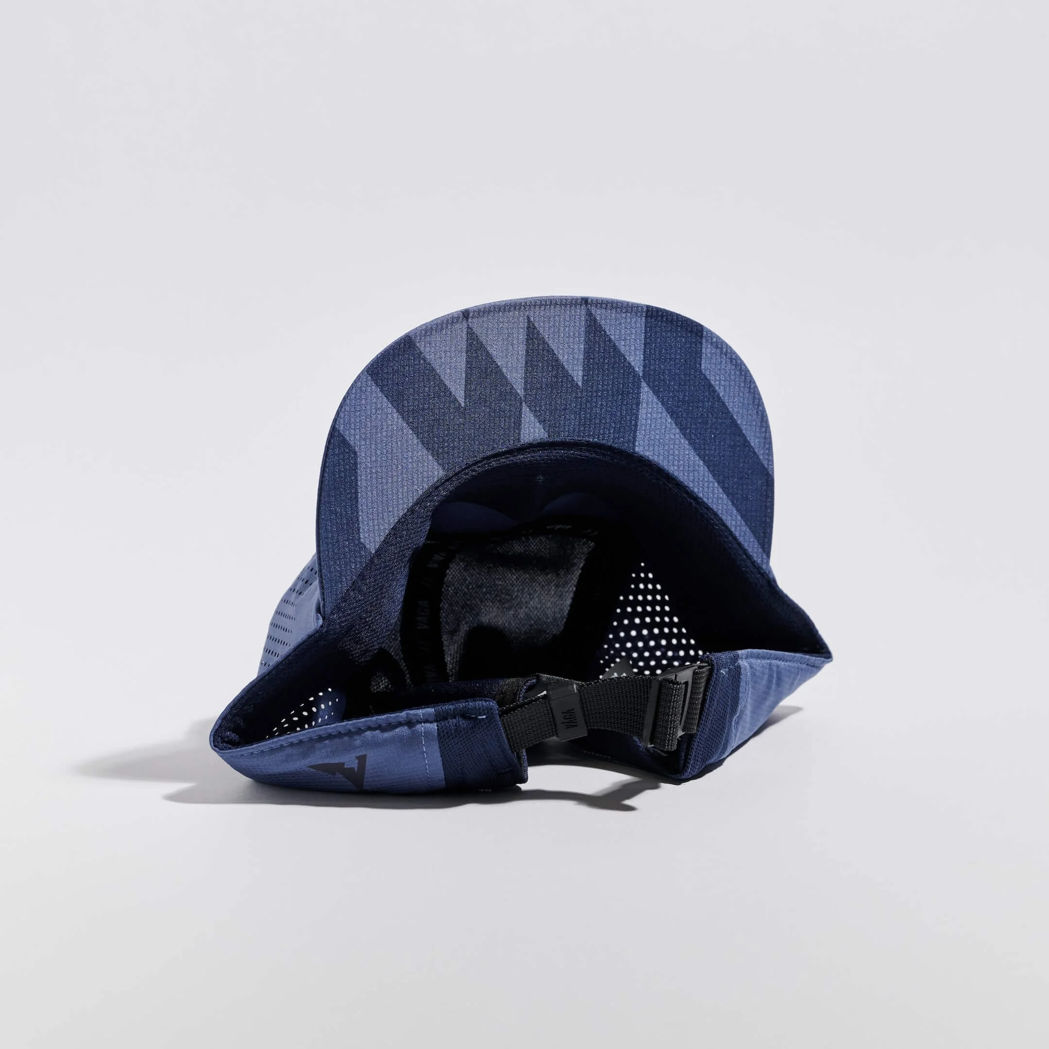 vaga-feather-racing-cap-slateblue-underneath.jpg