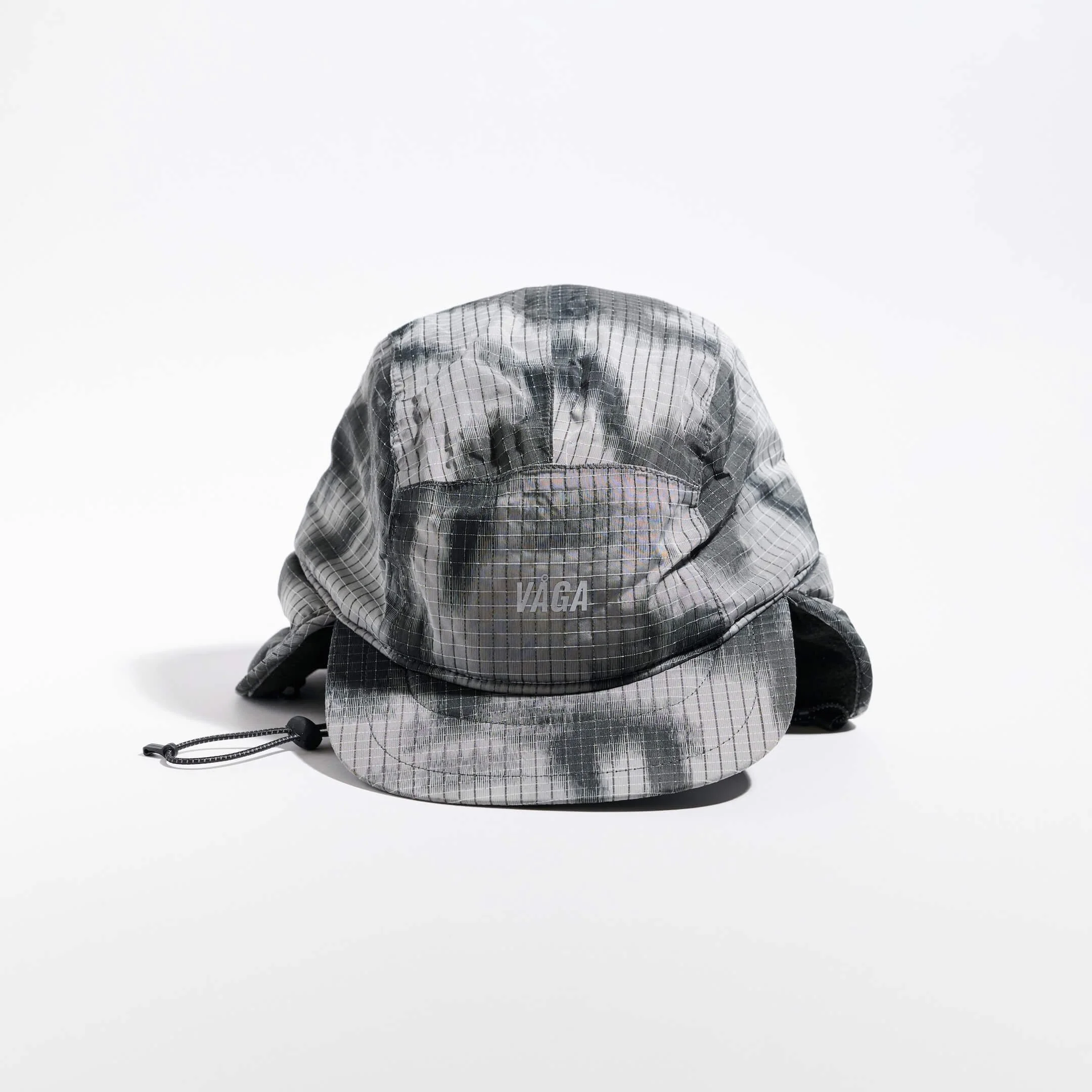 vaga-padded-hiker-cap-black-greyreflective-front.jpg