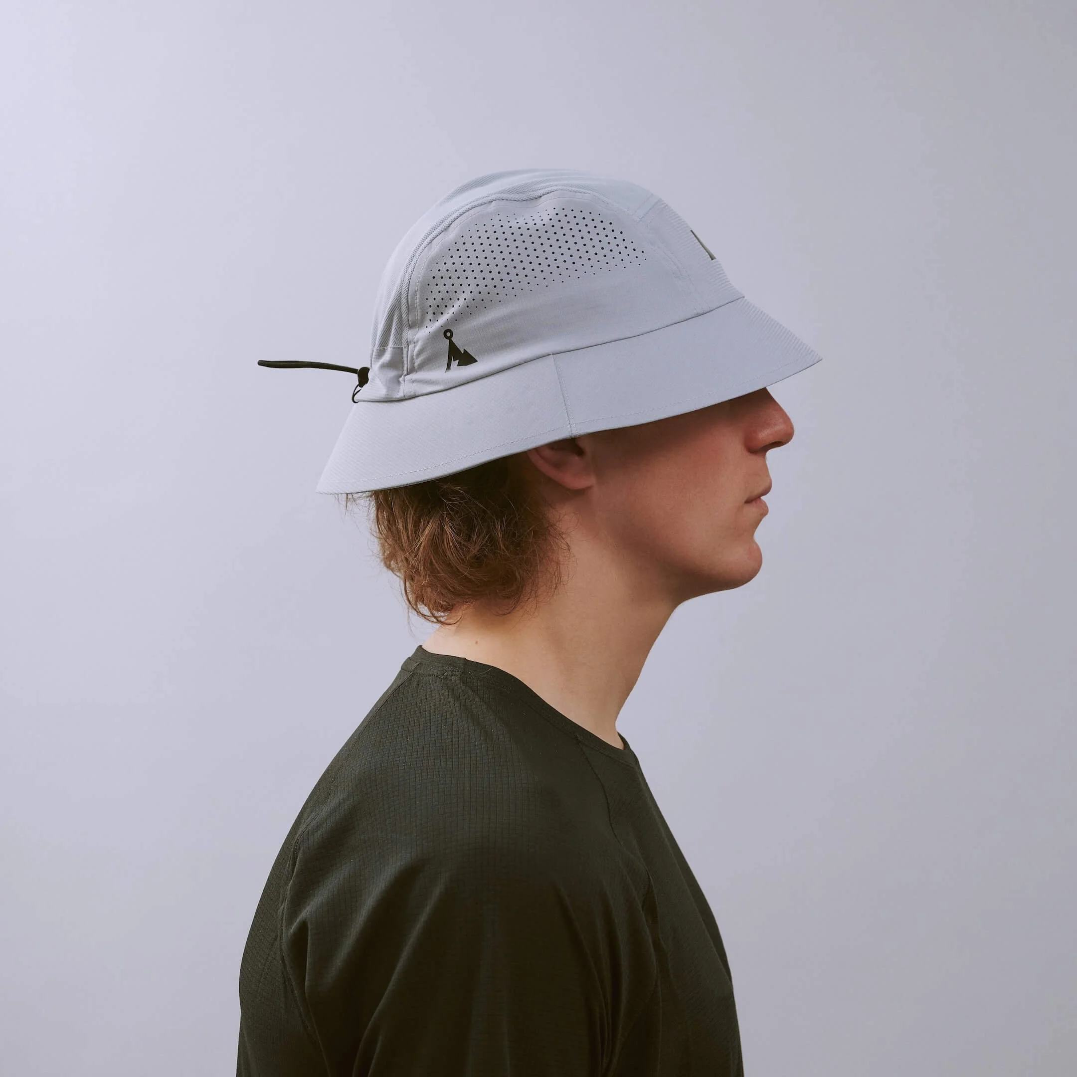 vaga-feather-racing-bucket-hat-aluminiumgrey-e-model-profile.jpg