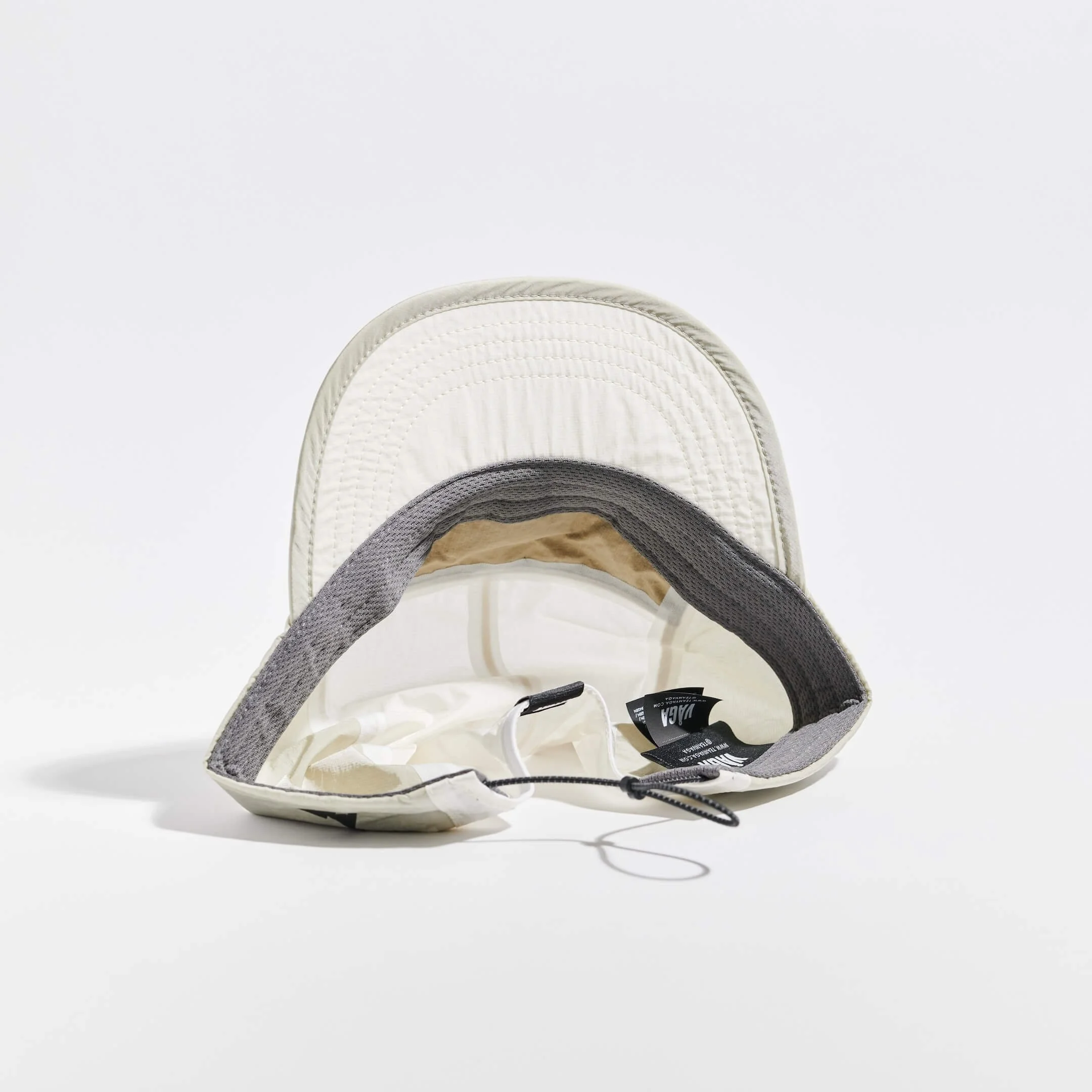 vaga-pacer-running-cap-dustgrey-taupe-underneath.jpg