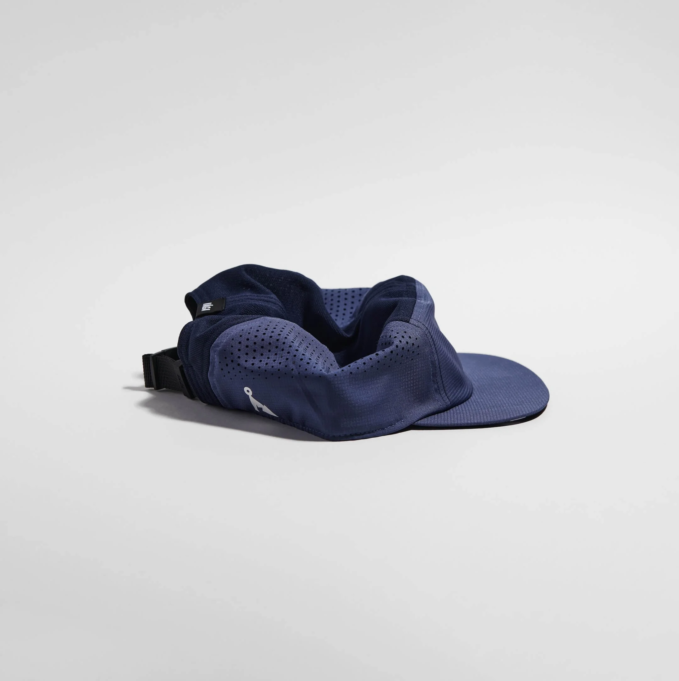 vaga-feather-racing-cap-running-cap-slate-blue-side.jpg