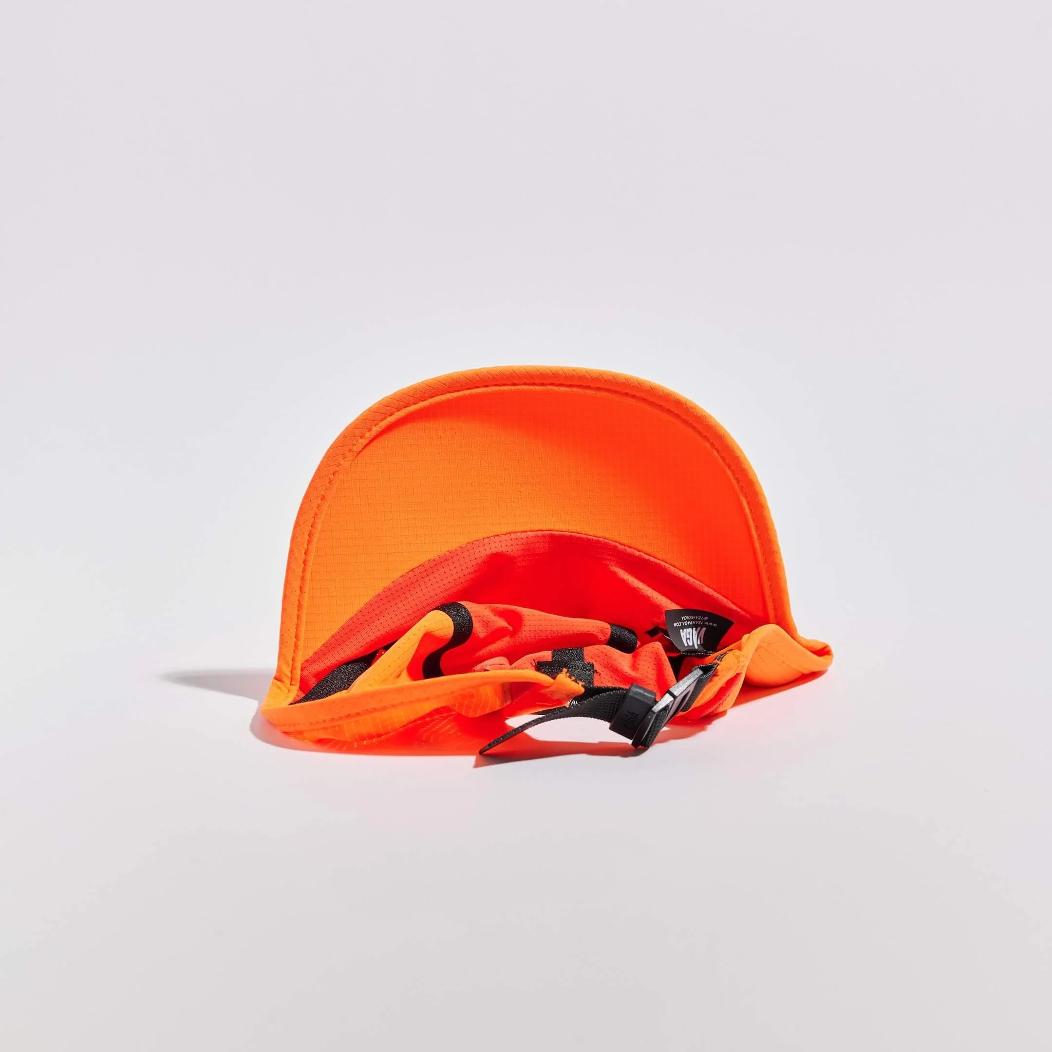 vaga-transit-lite-cap-unstructured-running-cap-neonorange-coral-underneath.jpg