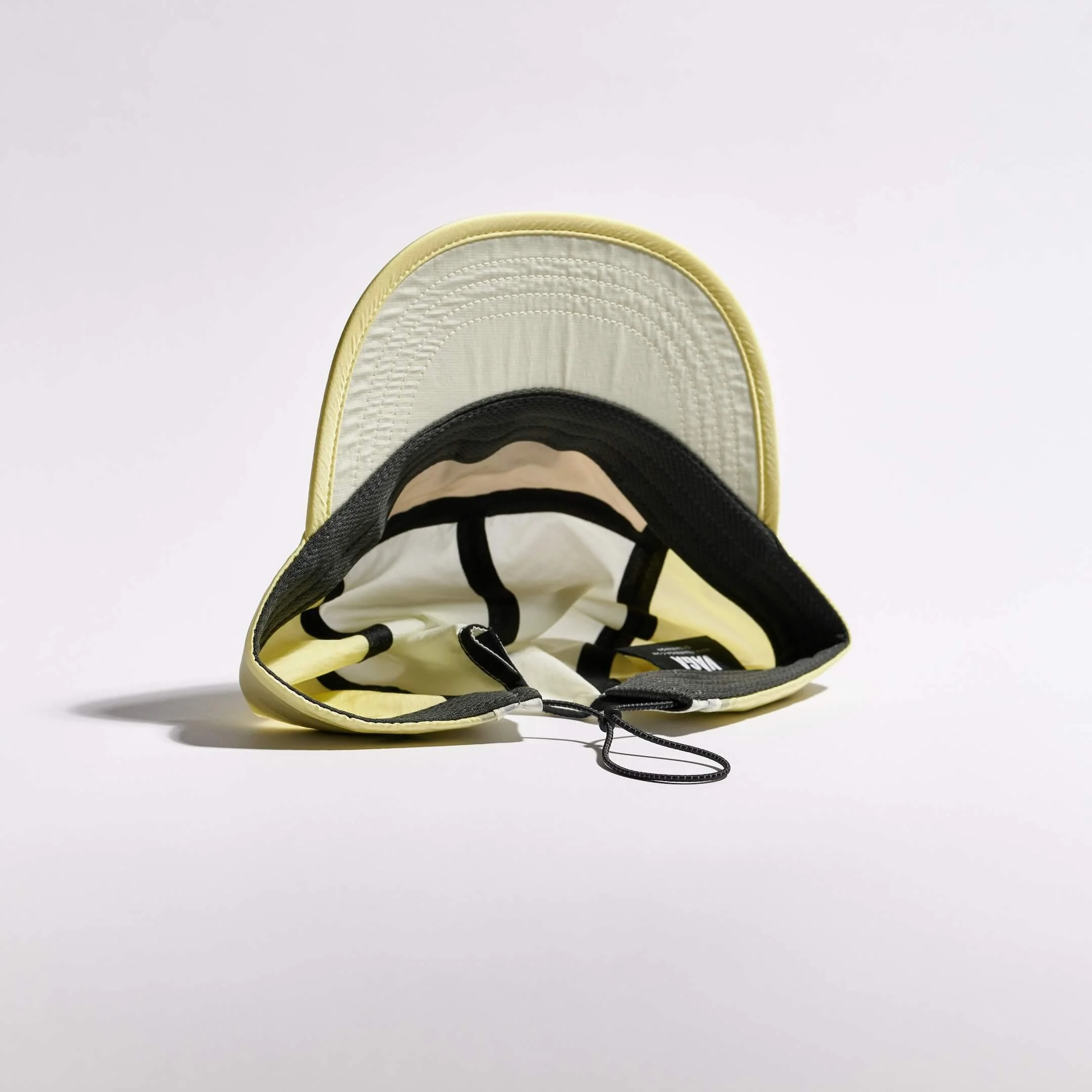 vaga-pacer-cap-running-cap-palelemon-mist-underside.jpg
