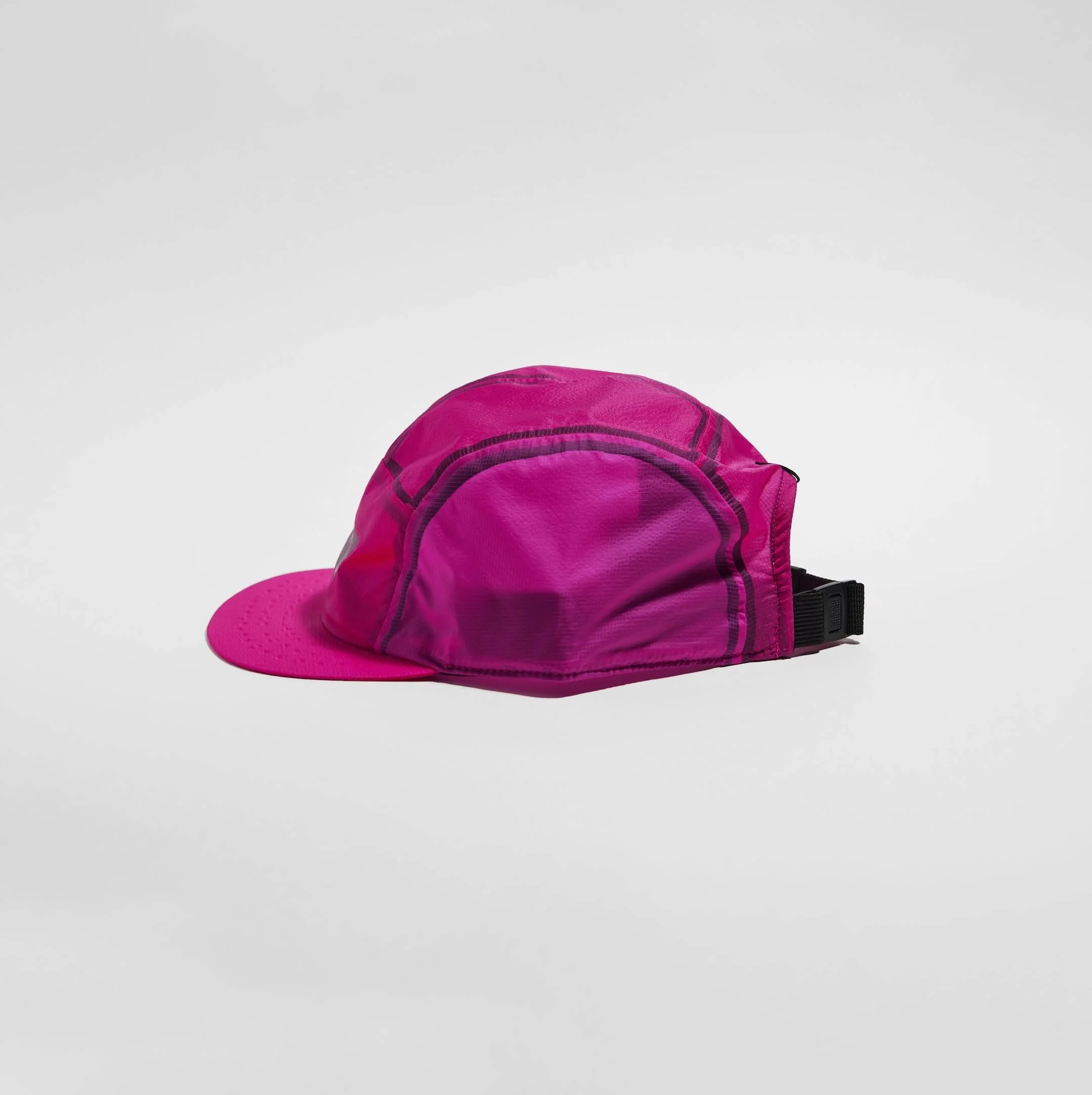 vaga-feather-light-cap-running-cap-fuschia-reverse-side.jpg