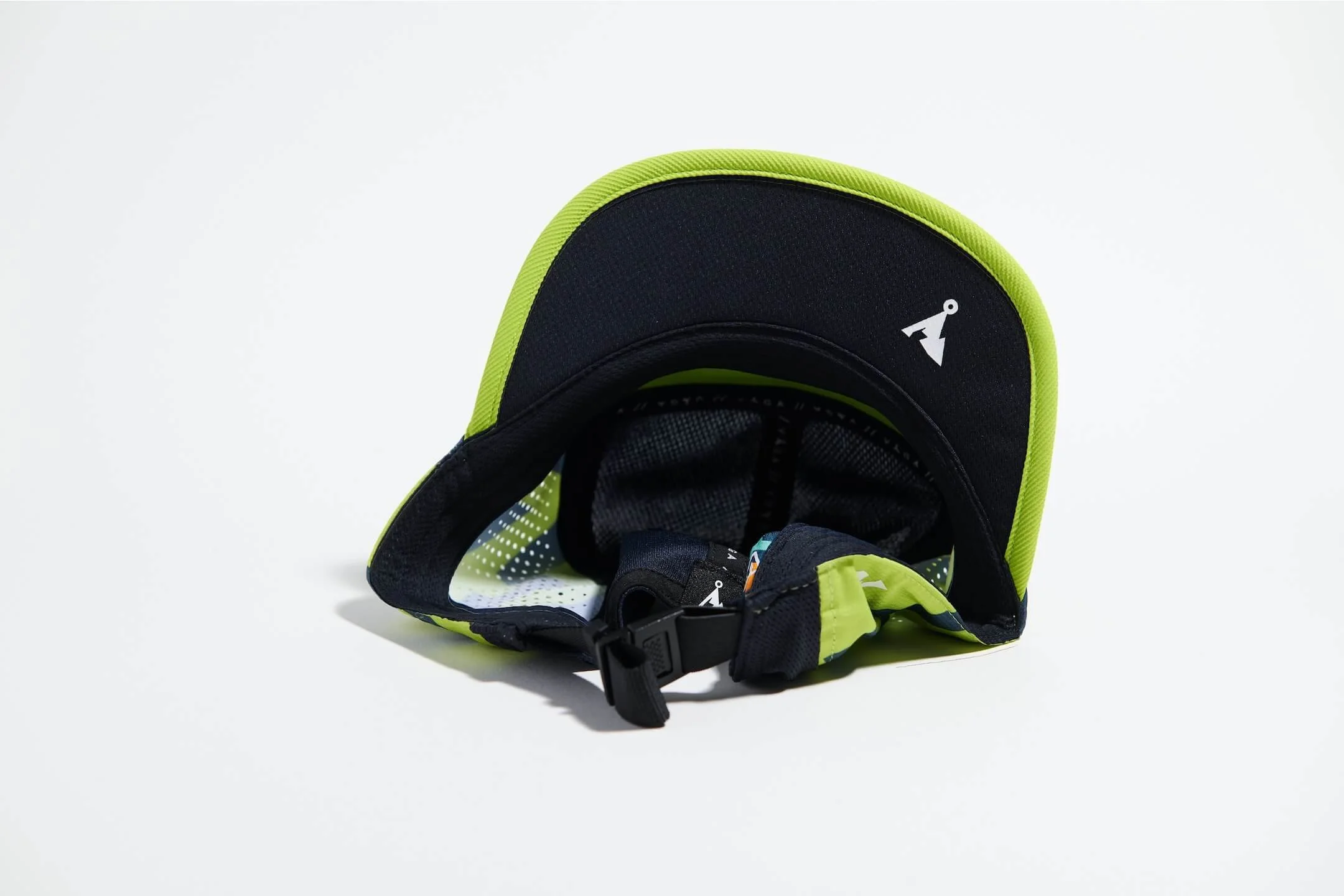 vaga-13-valleys-ultra-ultra-race-cap-underneath.jpg