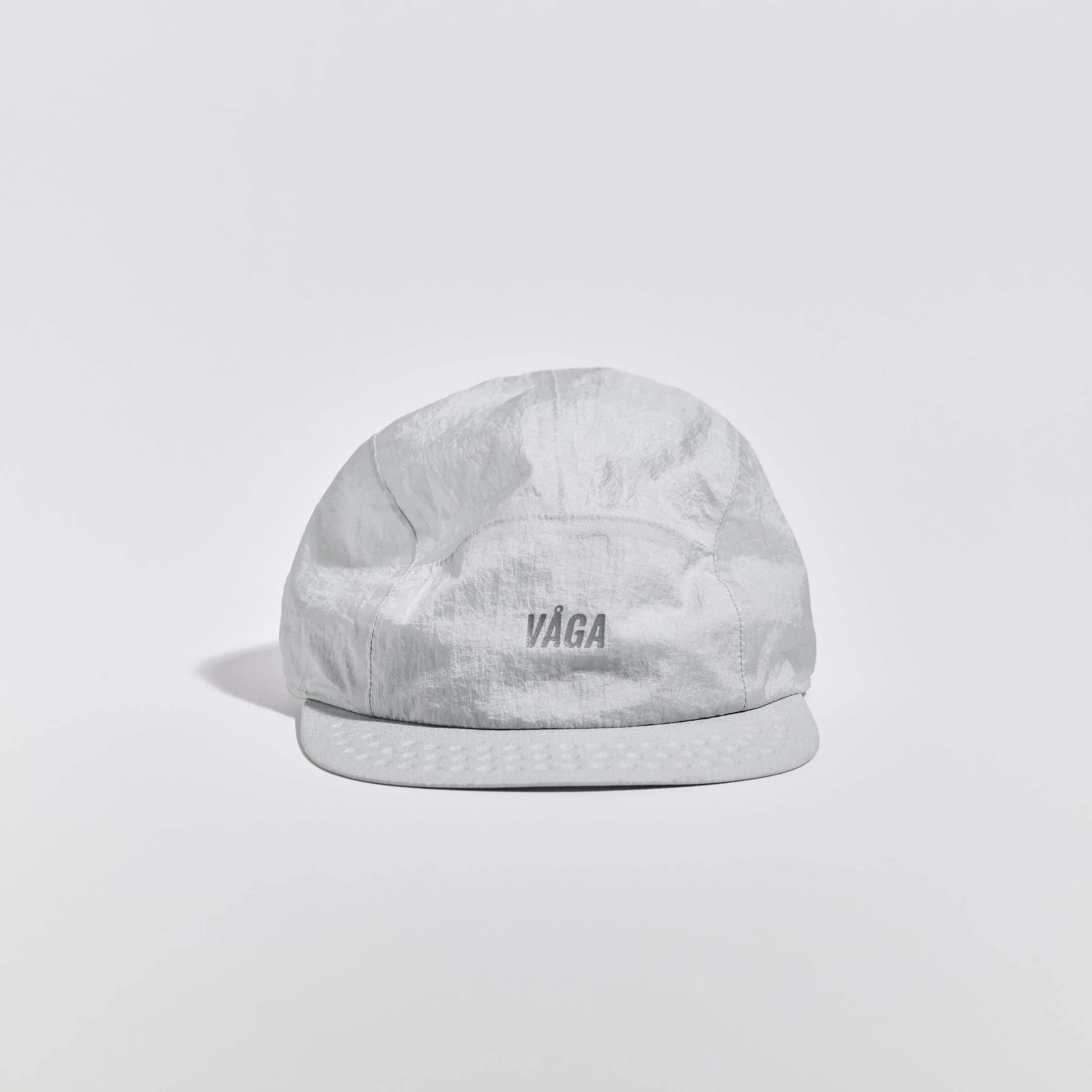 vaga-wind-resistant-cap-running-cap-lightgrey-front.jpg