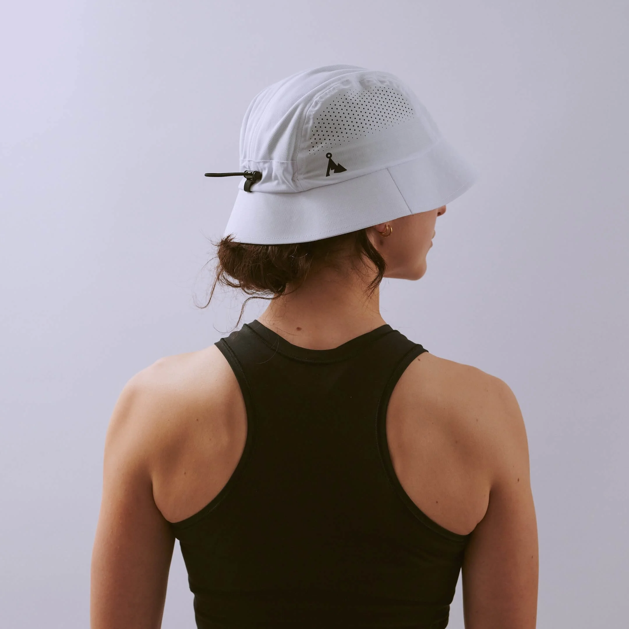 vaga-feather-racing-bucket-hat-white-l-model-angle.jpg