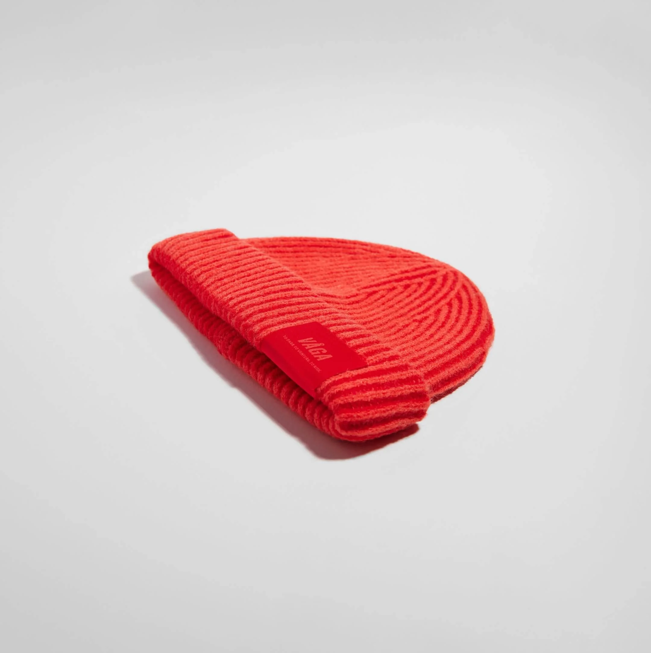 vaga-midweight-running-beanie-neon-peach-flame-red-flat.jpg