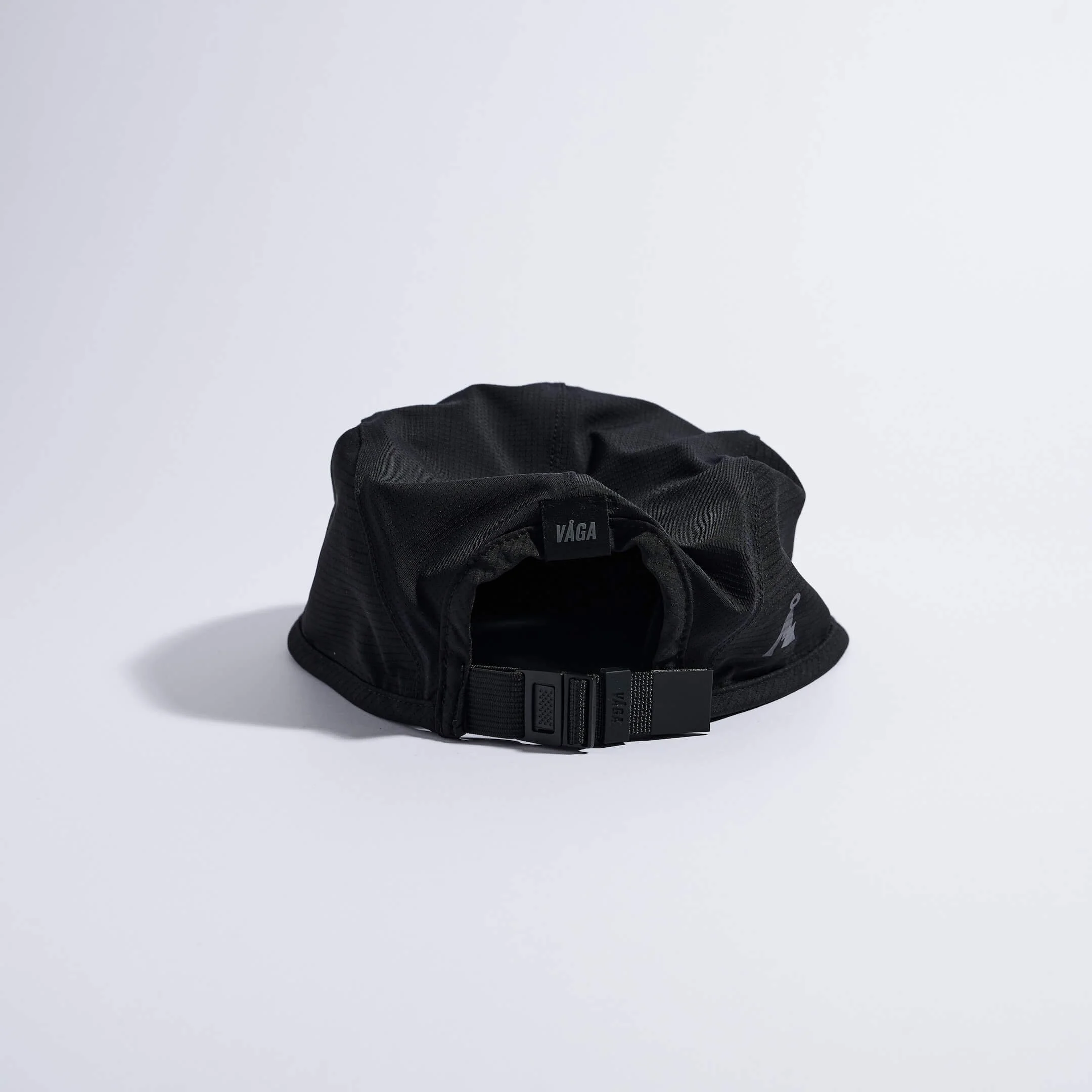 vaga-transit-lite-cap-unstructured-running-cap-black-back.jpg