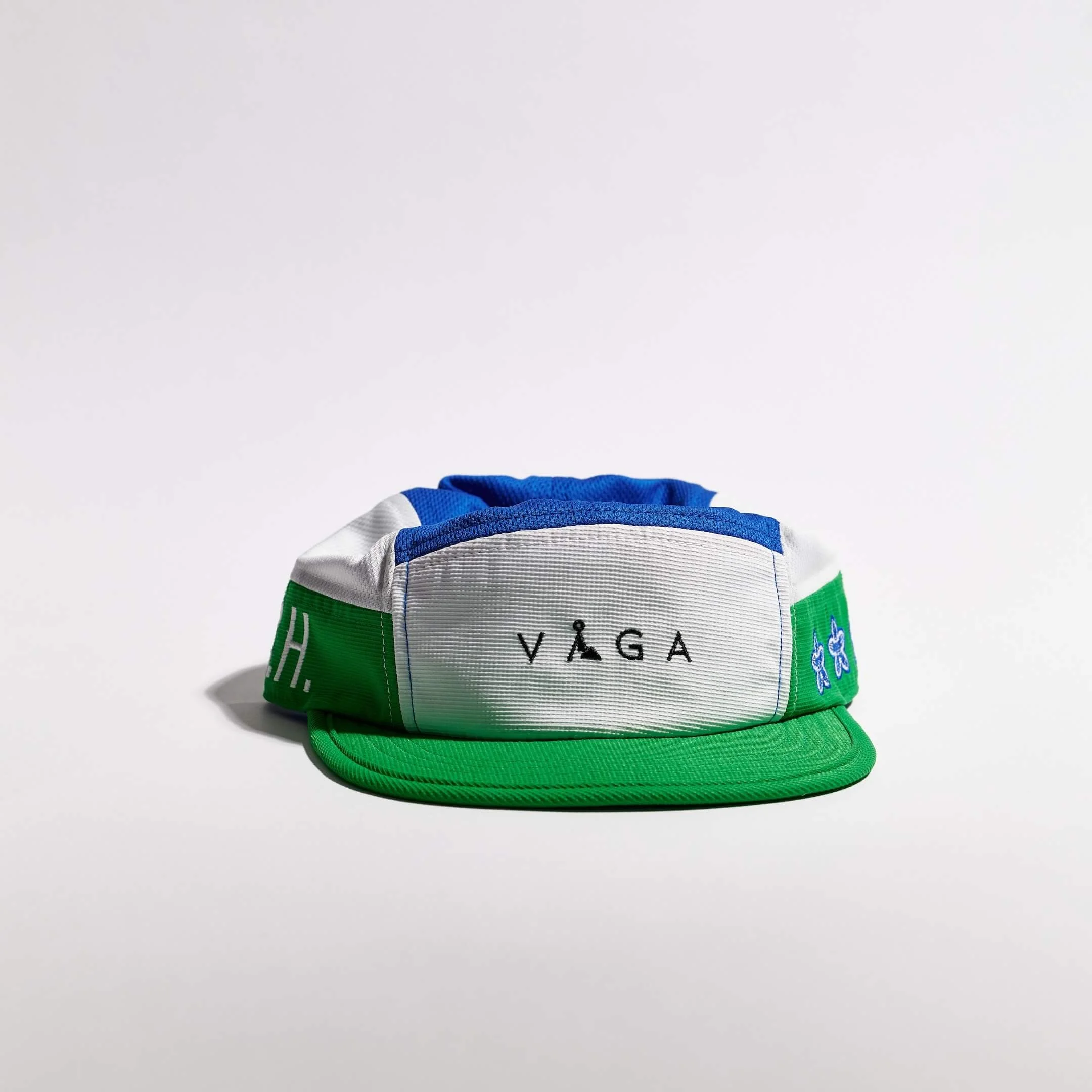 vaga-x-wch-club-cap-running-cap-cumbria-flag-front.jpg