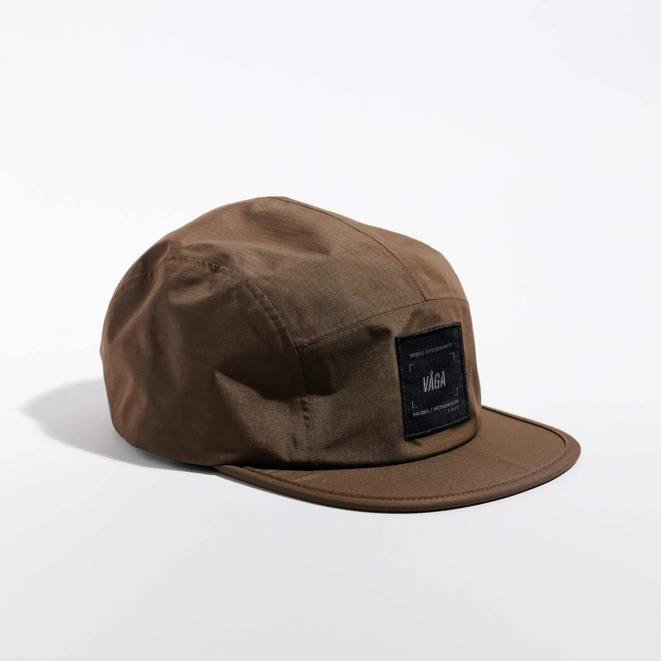 vaga-waterproof-fell-cap-running-cap-brown-front-angle.jpg