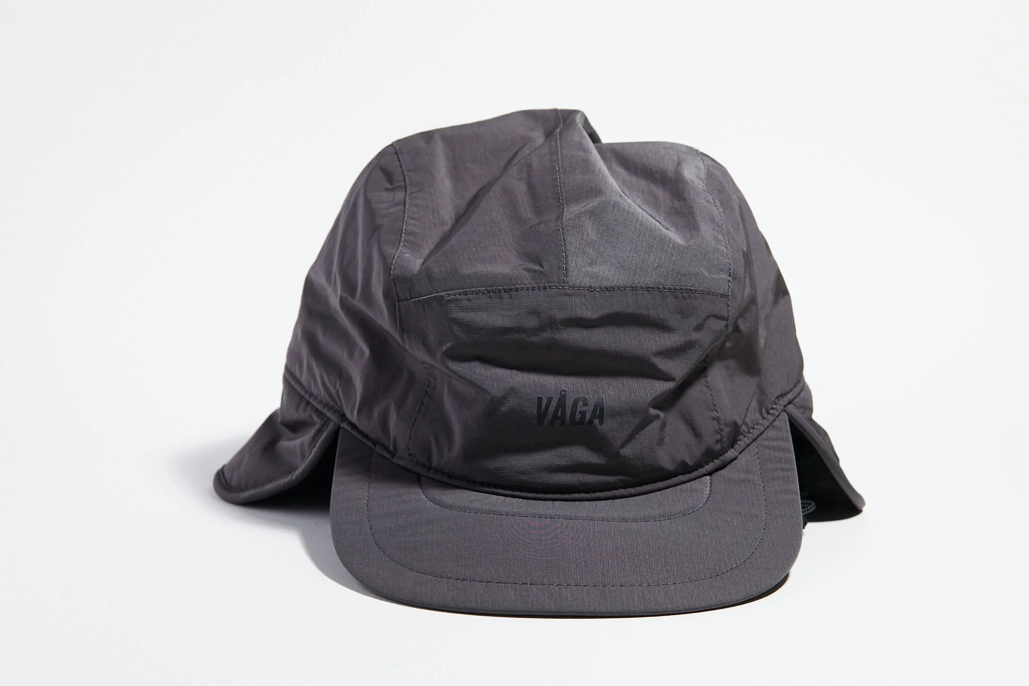 våga-padded-hiker-cap-mid-grey-front.jpg