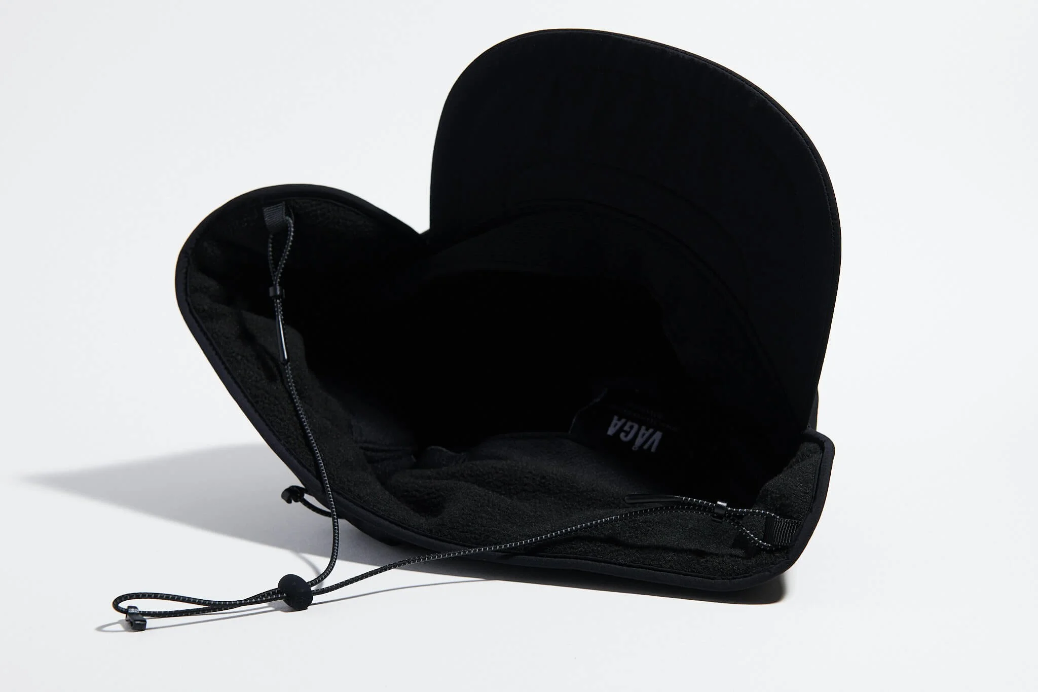 våga-padded-hiker-cap-black-underneath.jpg