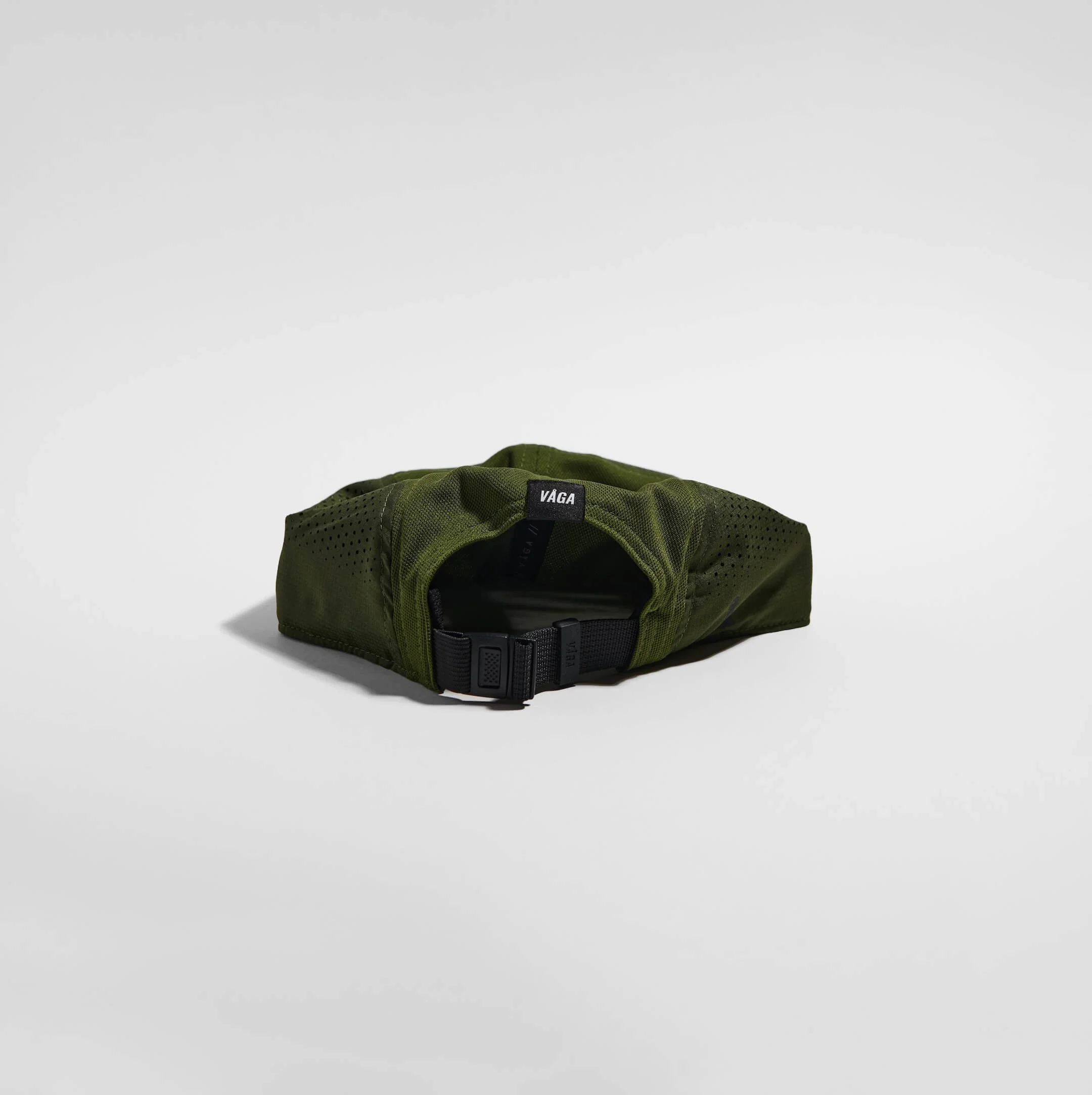 vaga-feather-racing-cap-running-cap-utility-green-back.jpg