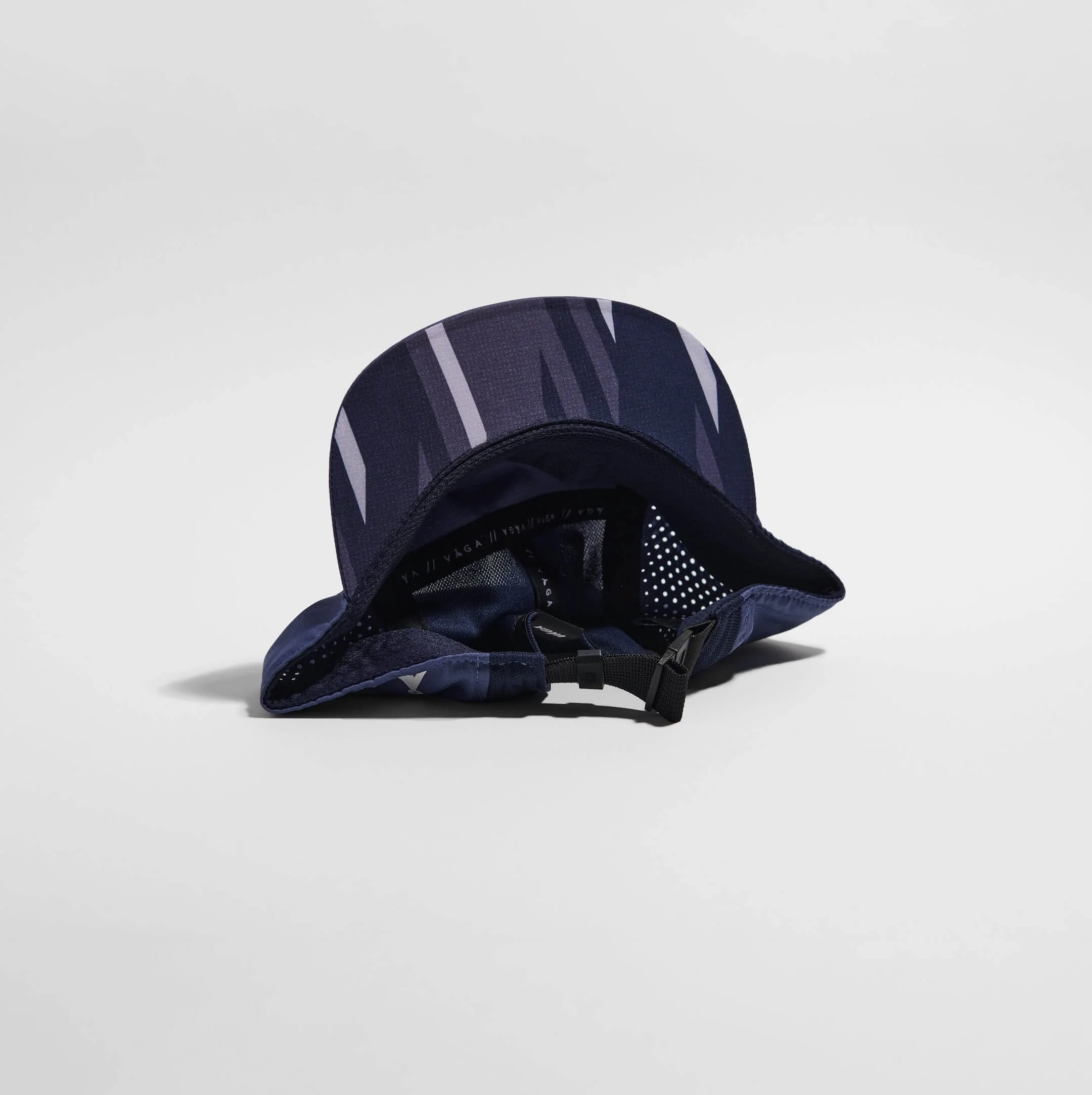 vaga-feather-racing-cap-running-cap-slate-blue-underneath.jpg