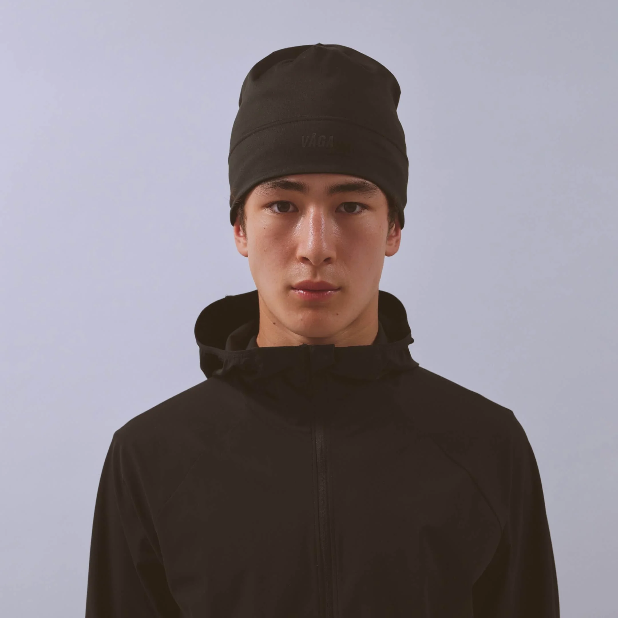 vaga-performance-skull-cap-running-hat-black-model-front.jpg