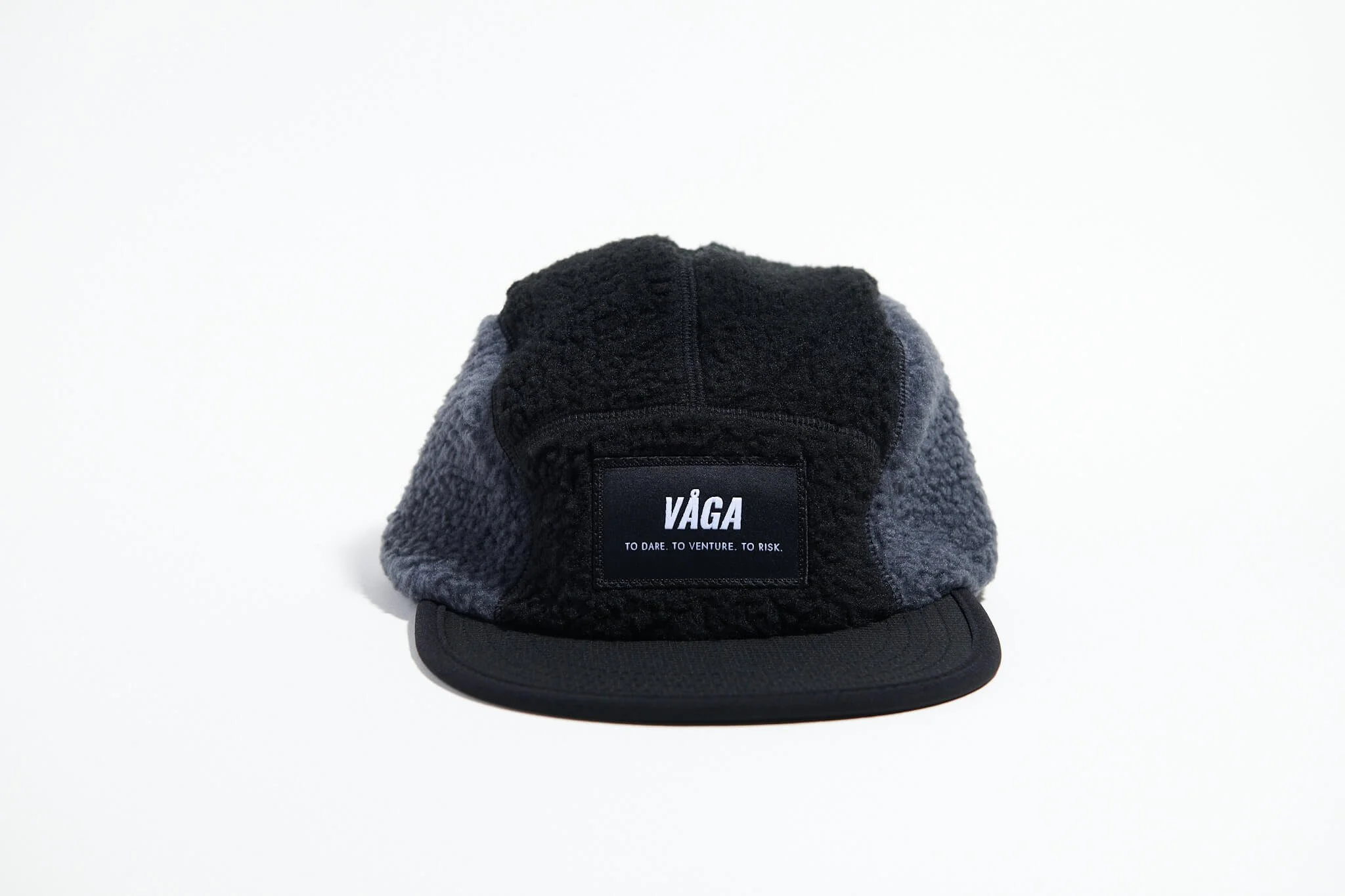 Shop Teddy Fleece Cap in Black | VÅGA