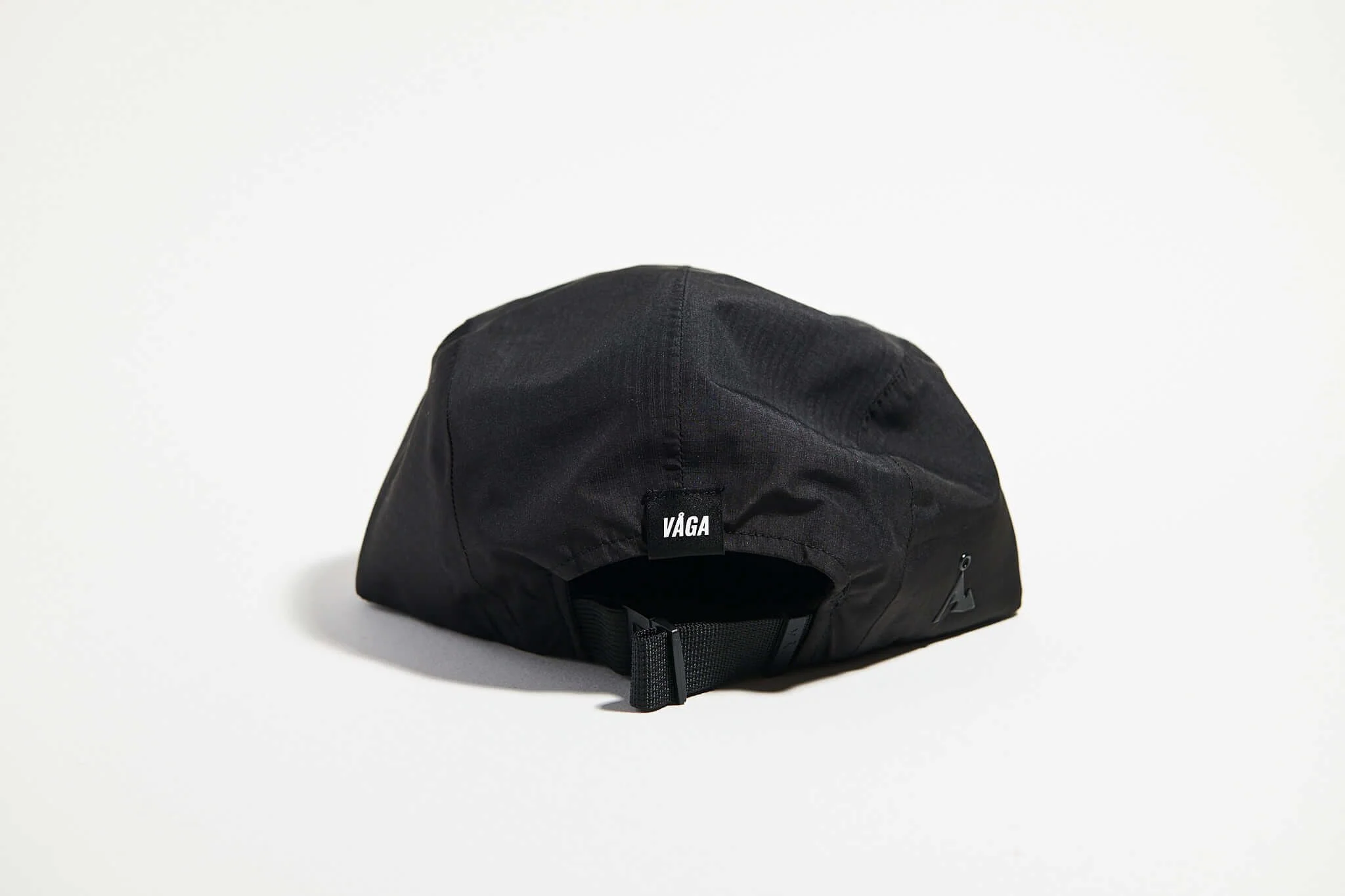 våga-fell-cap-storm-black-back.jpg