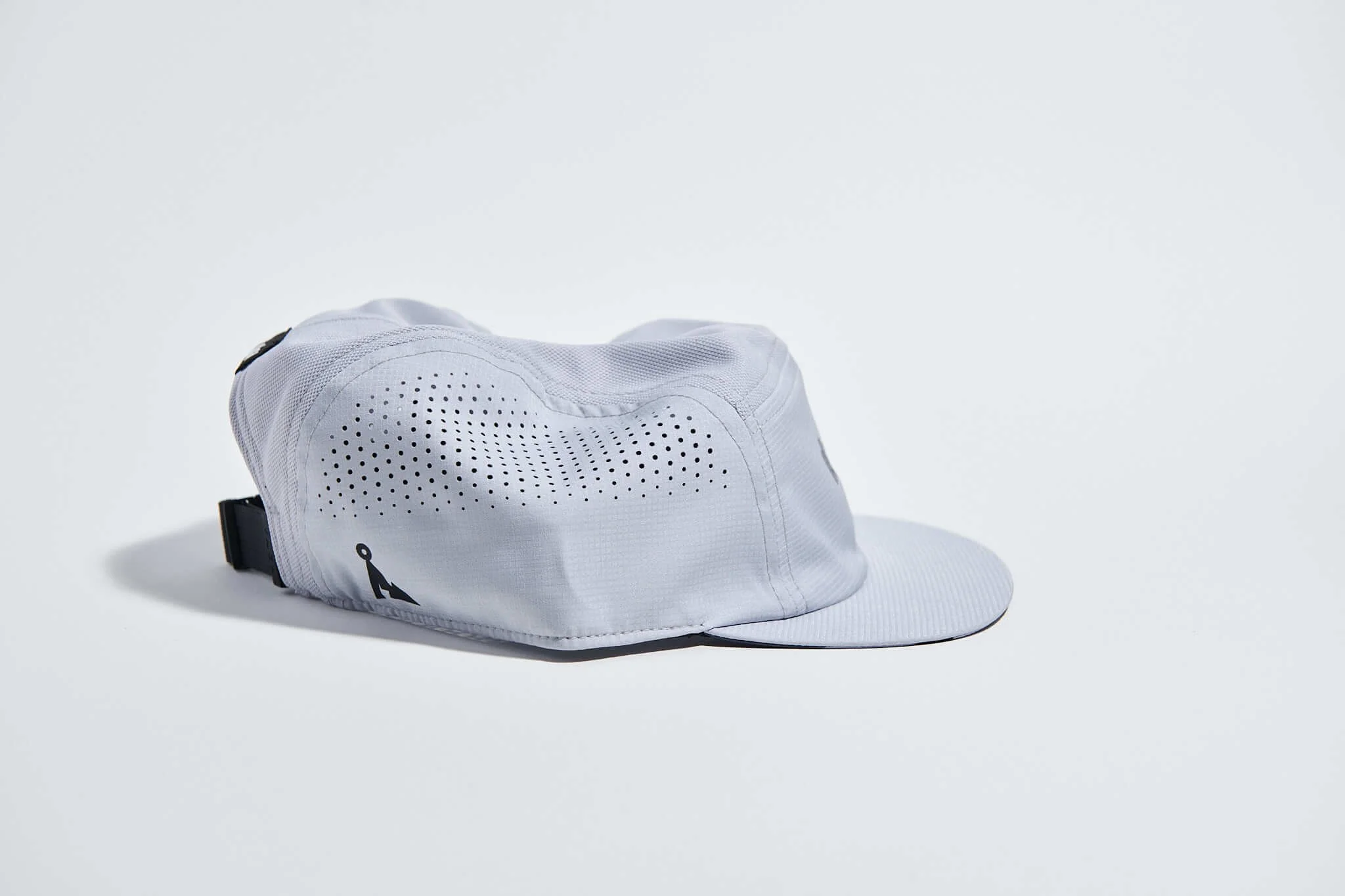 våga-feather-racing-cap-aluminium-grey-side.jpg