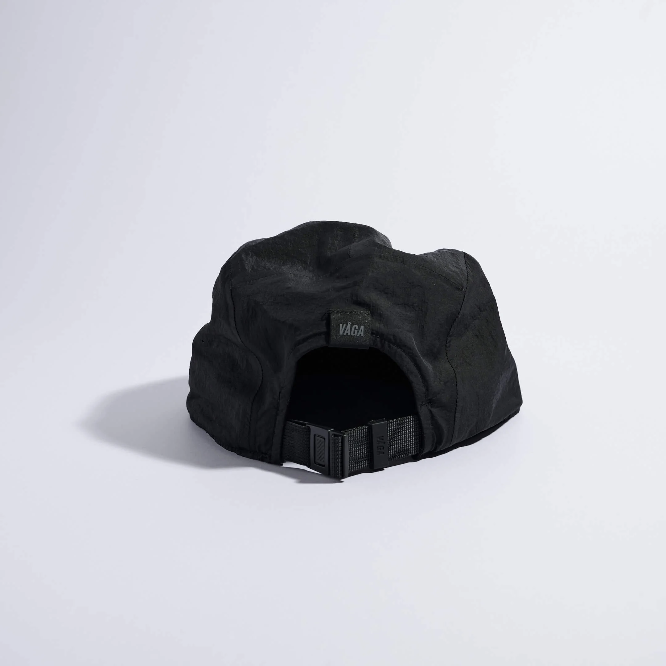 vaga-feather-edge-cap-racing-cap-black-back.jpg