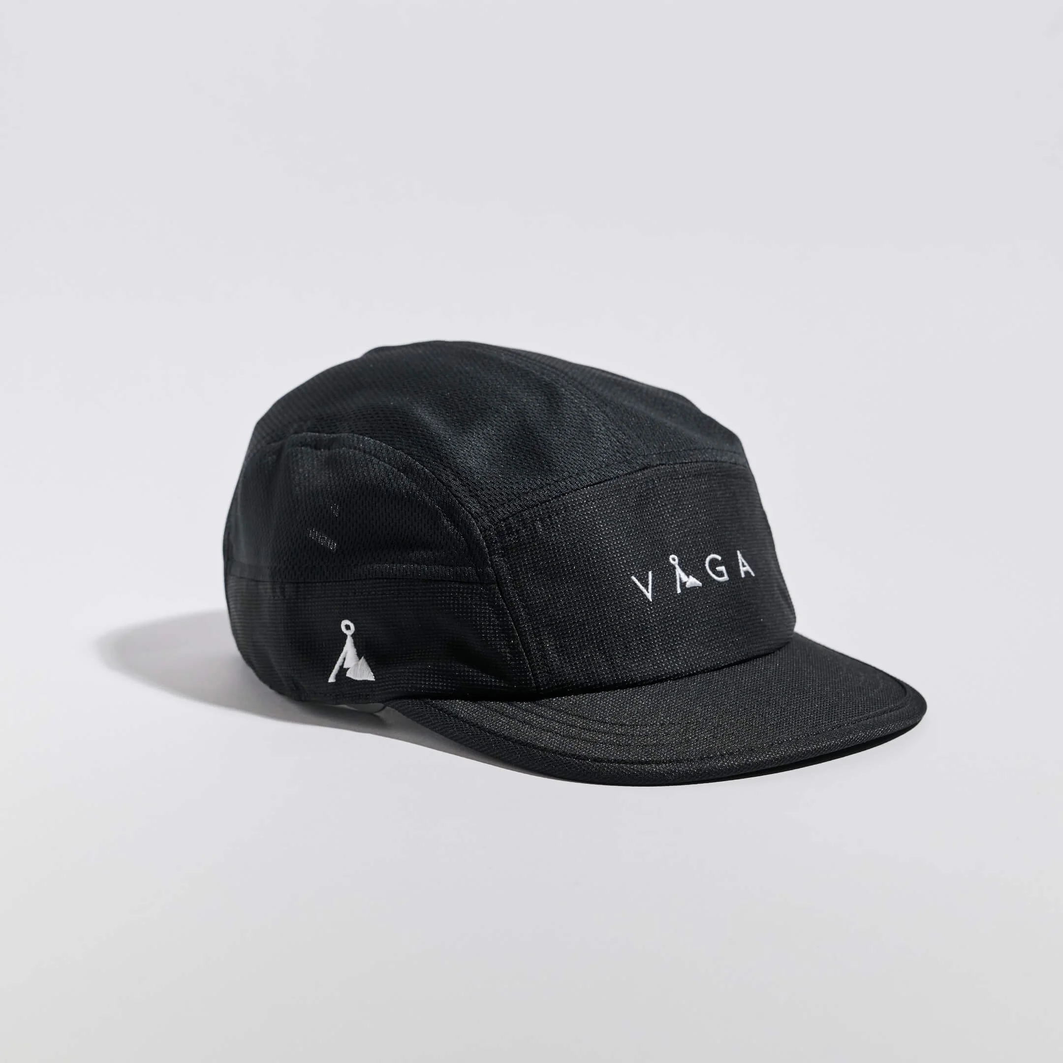 vaga-club-cap-running-cap-stormblack-front-angle.jpg