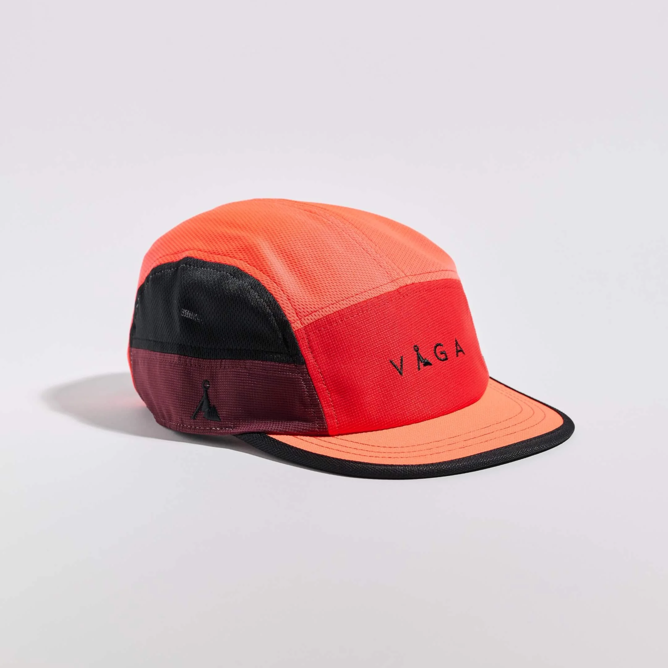 vaga-club-cap-running-cap-neoncoral-red-bordeaux-front-angle.jpg
