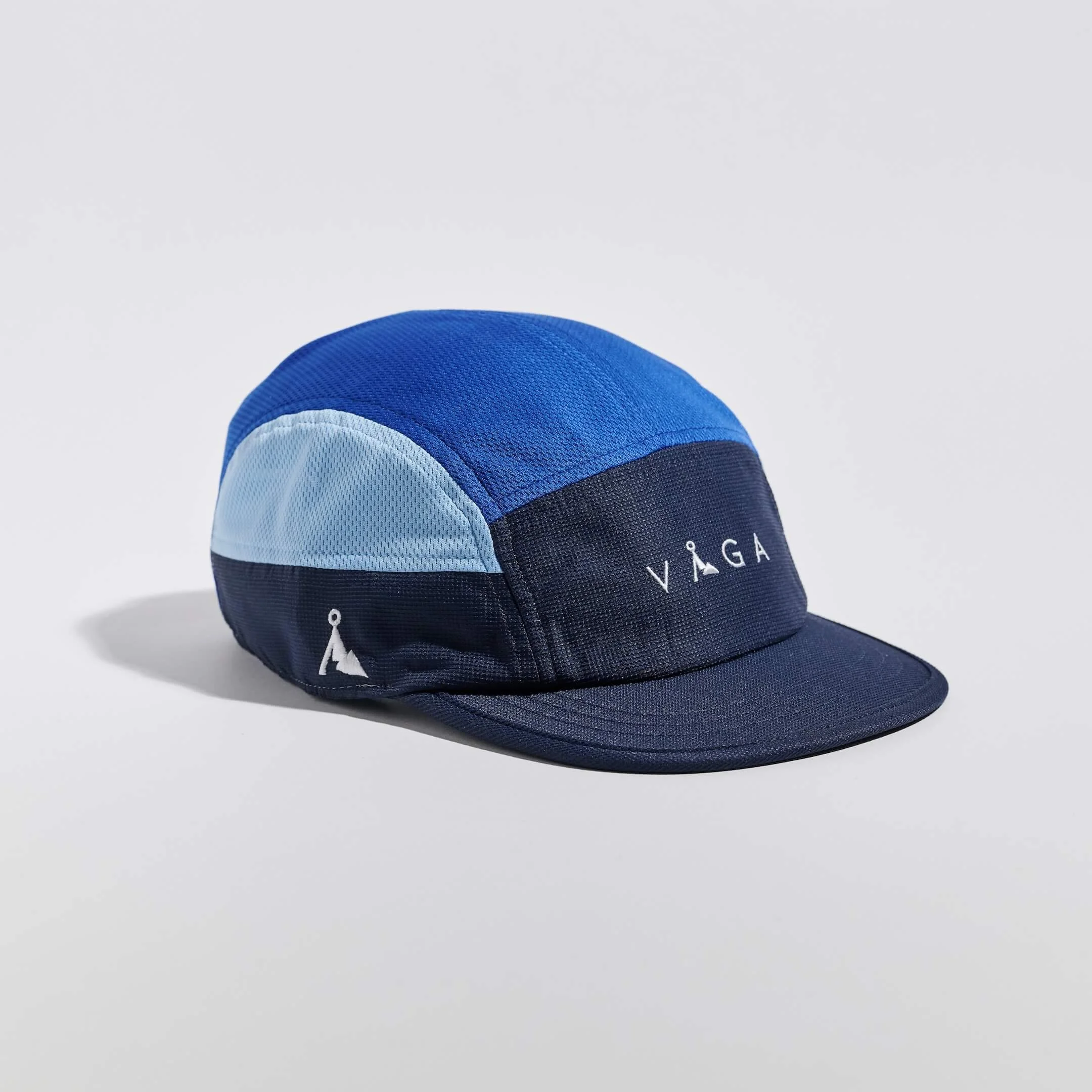 vaga-club-cap-running-cap-bluebird-front-angle.jpg