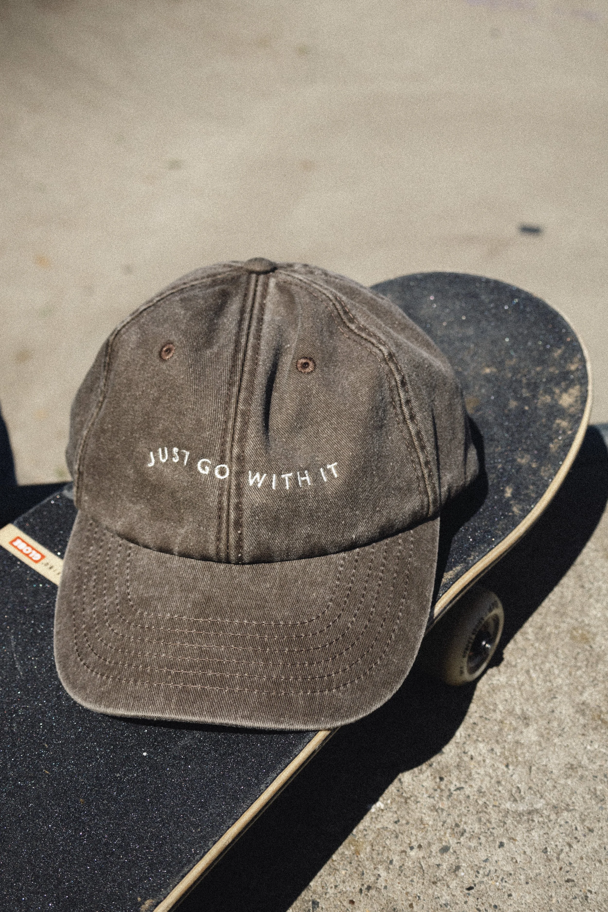 Just go with it (brown)