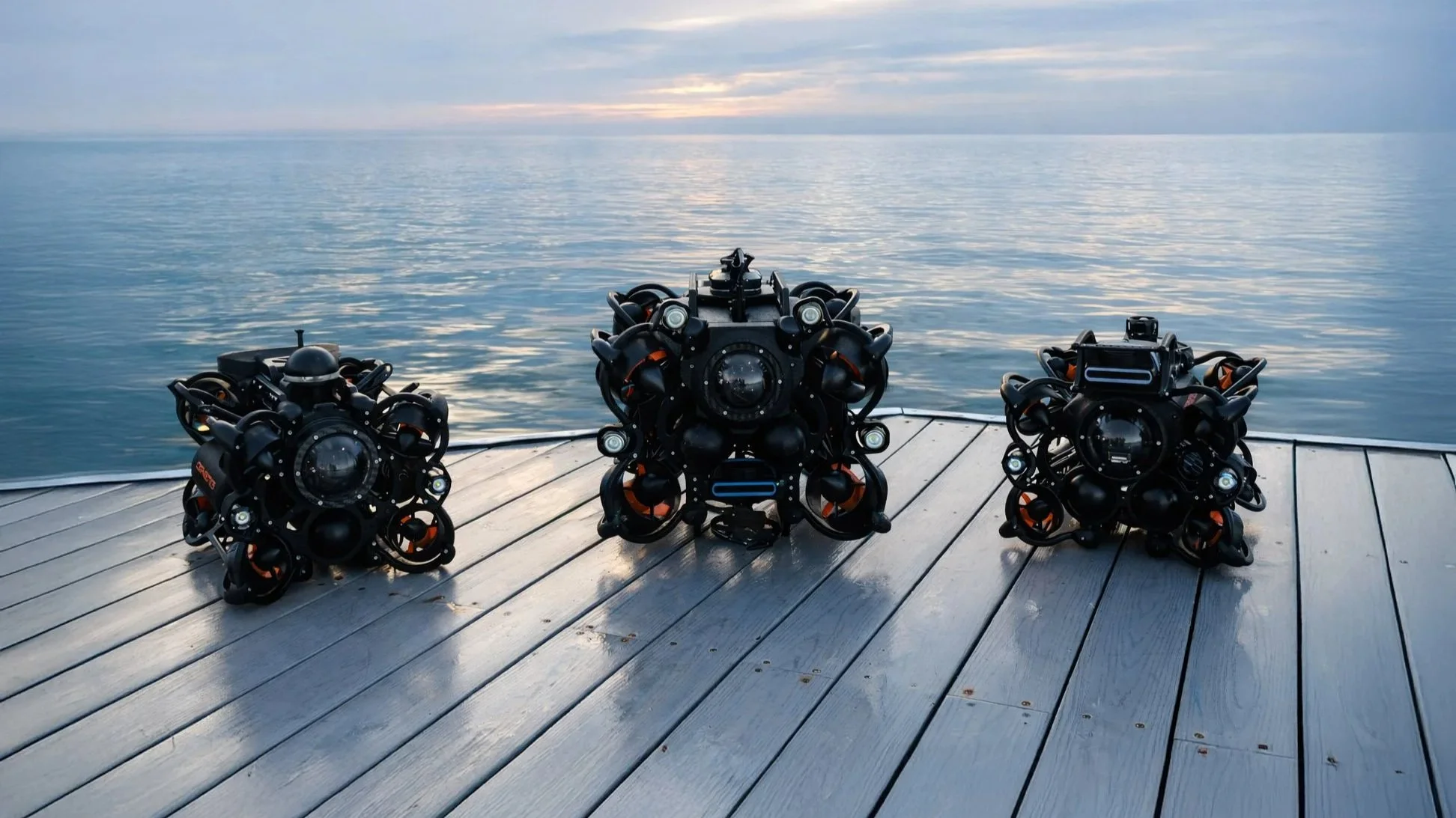 Oceanbotics SRV-8 ROV Systems  The Underwater ROV for Professionals!