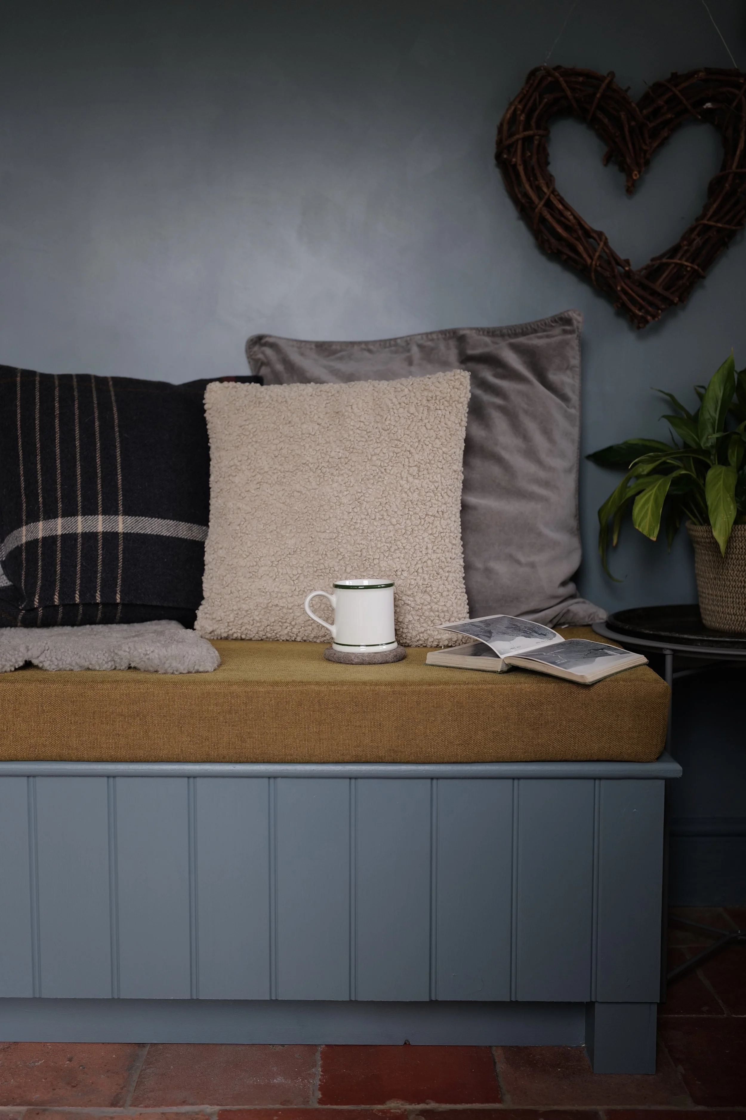 13 February 2026 - New Bespoke Banquette in the Snug