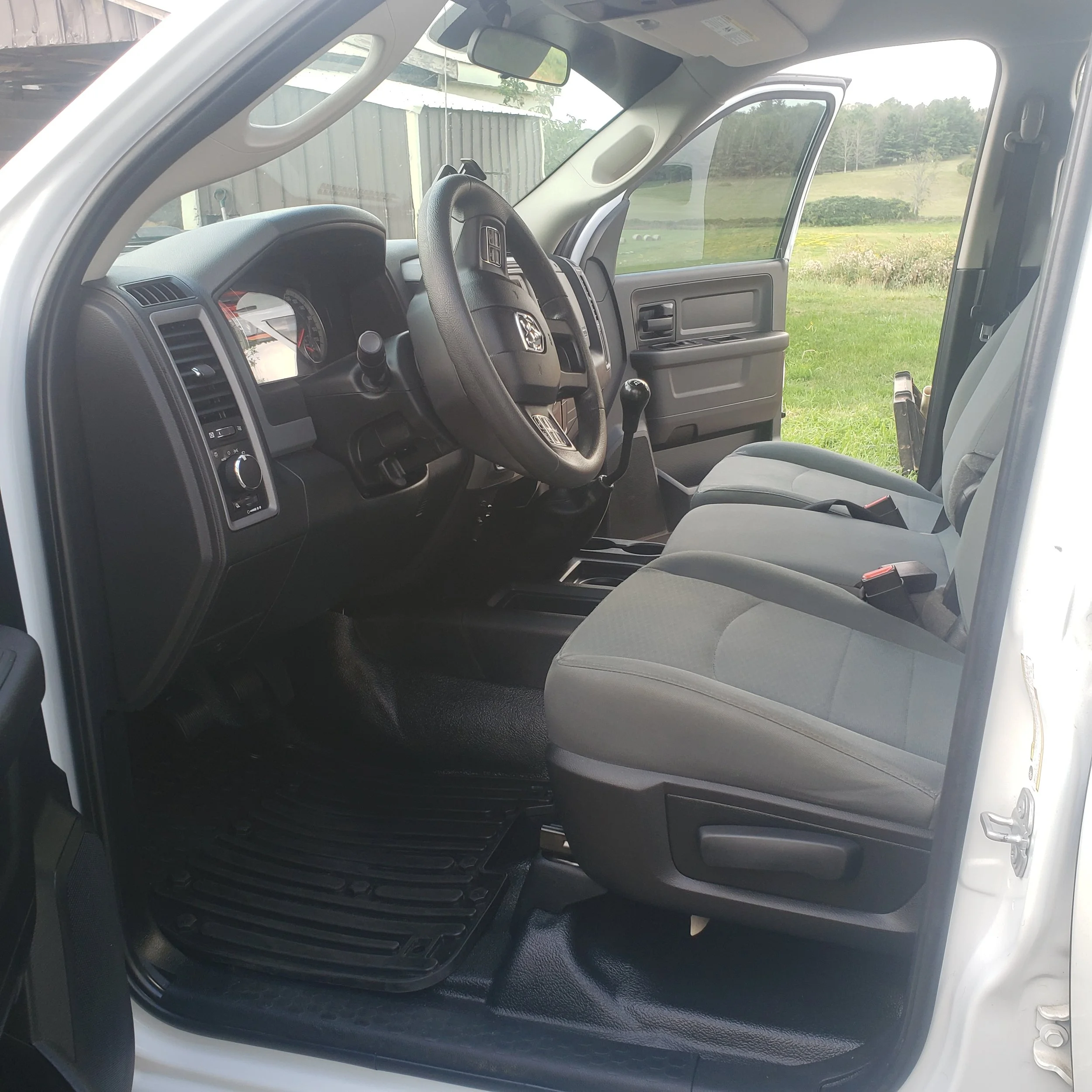 Bring your dirty car back to life with our complete car cleaning services, including exterior wash, interior detailing, and engine cleaning.