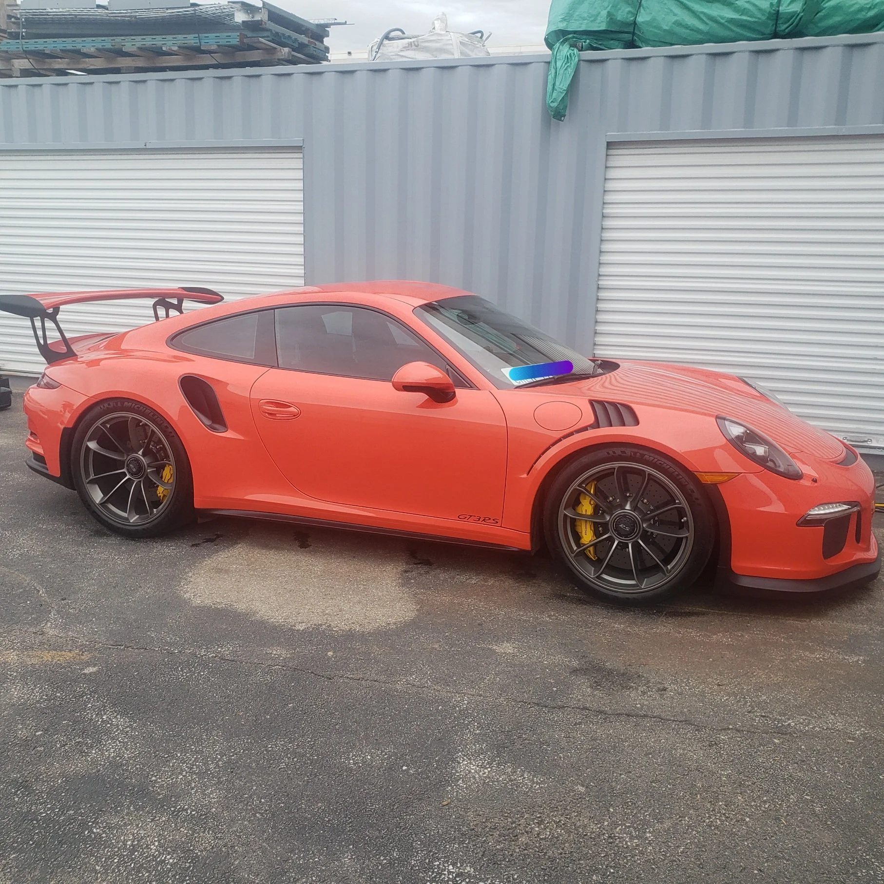 Porsche GT3RS after receiving mobile express detail and wax application
