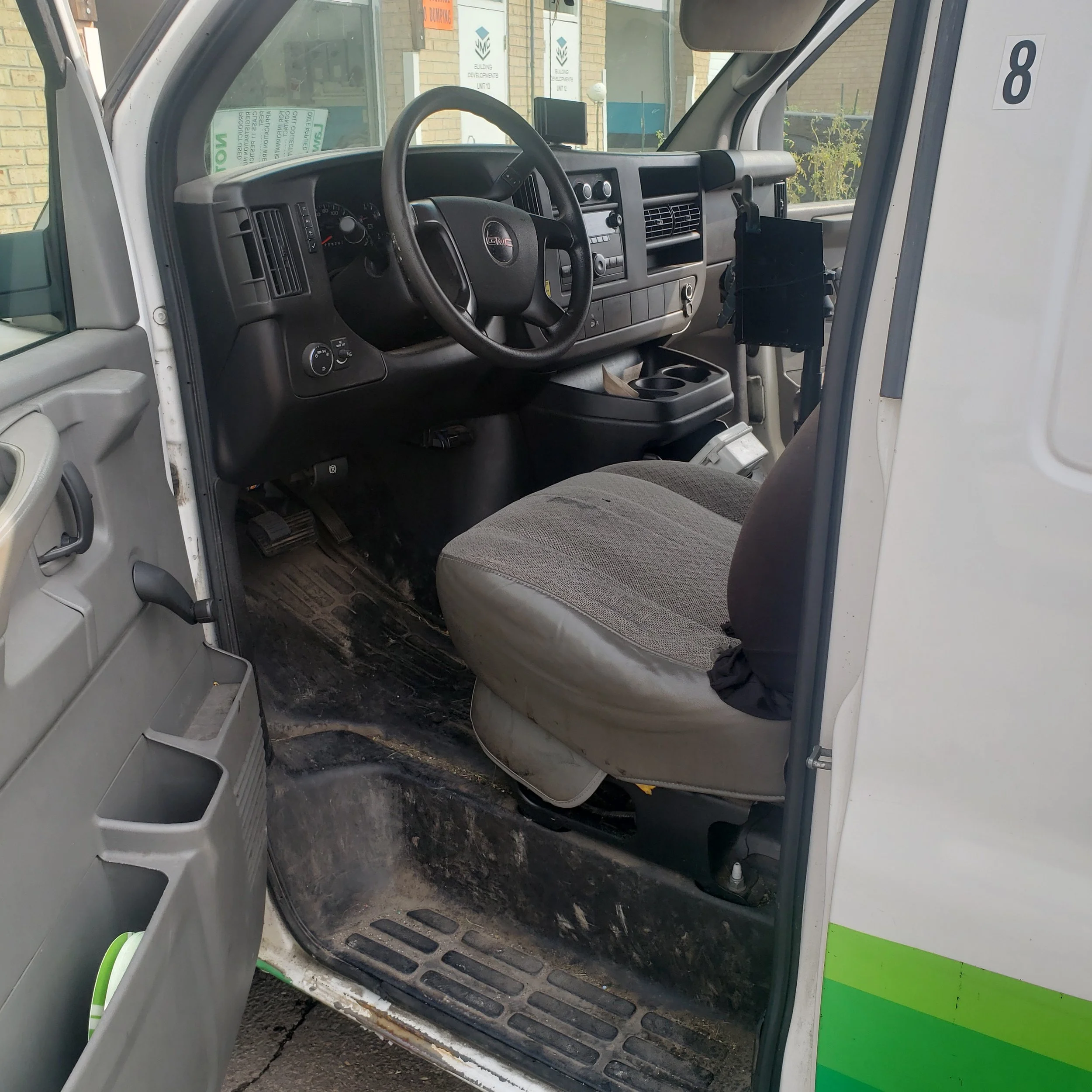 Make your car look brand new with our before-and-after car detailing services, including exterior wash, interior cleaning and engine detailing.