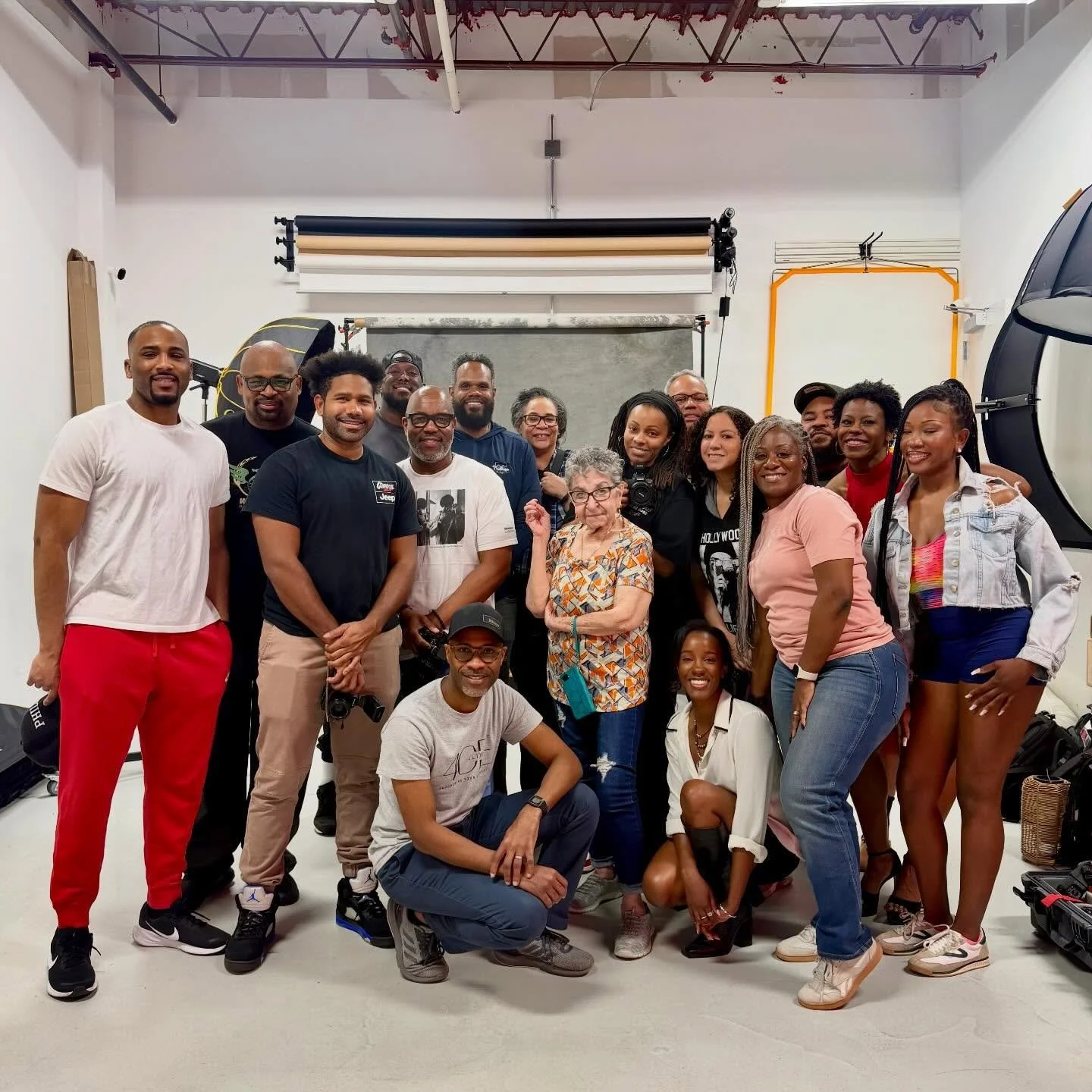 📸📸 March Workshop Crew 📸📸

This crew came in without a clue of what we had in store for them lol. We started our workshop with a photo challenge and these guys rose to the occasion! A special bonus was having the sweet Mama of one of our photogra