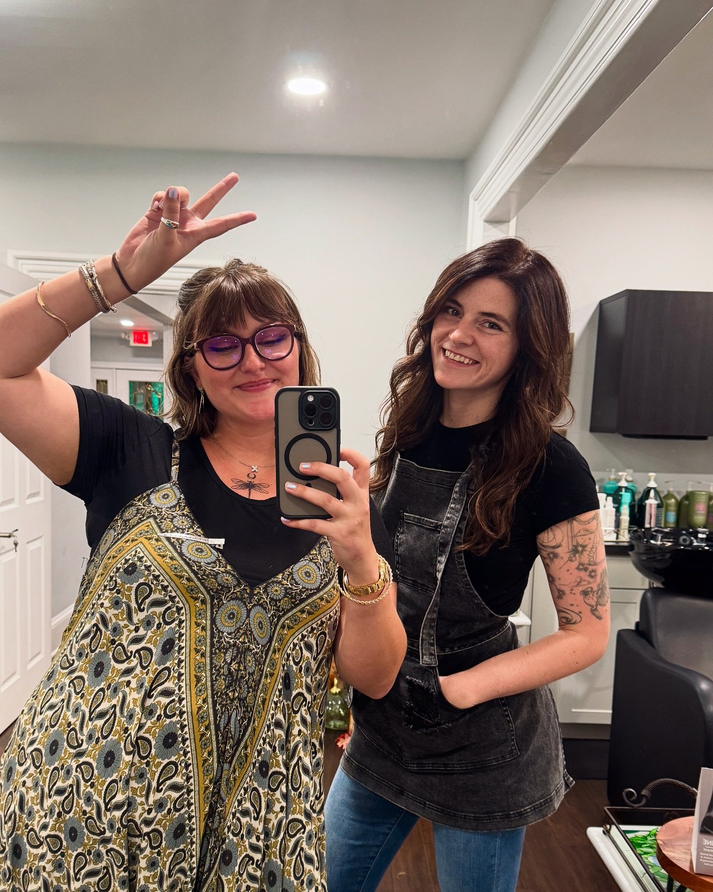 Welcome to Studio Process Hair Salon!!! @abigailnorman_ 

Wrapped up day one of this exciting new journey, and it couldn&rsquo;t have gone better! Grateful to be building this space alongside someone who radiates sunshine and light. Here&rsquo;s to c