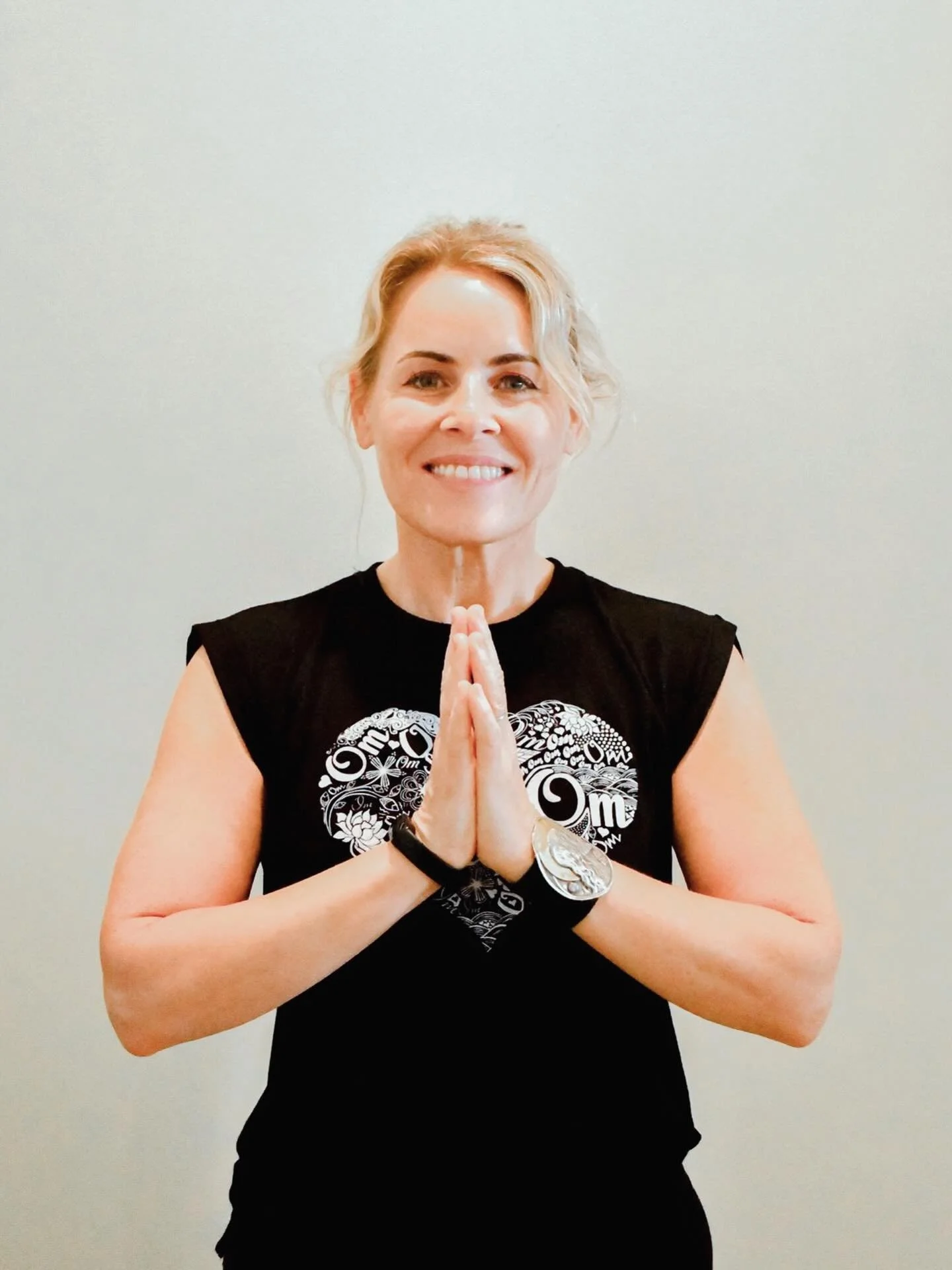 A Weekend of Restoration + Resilience with Jacqui Bonwell a teacher of teachers, healer, + guide in the art of restoration, release, and renewal. With a background in Social Work + decades in yoga education, Jacqui brings wisdom + grounded compassion