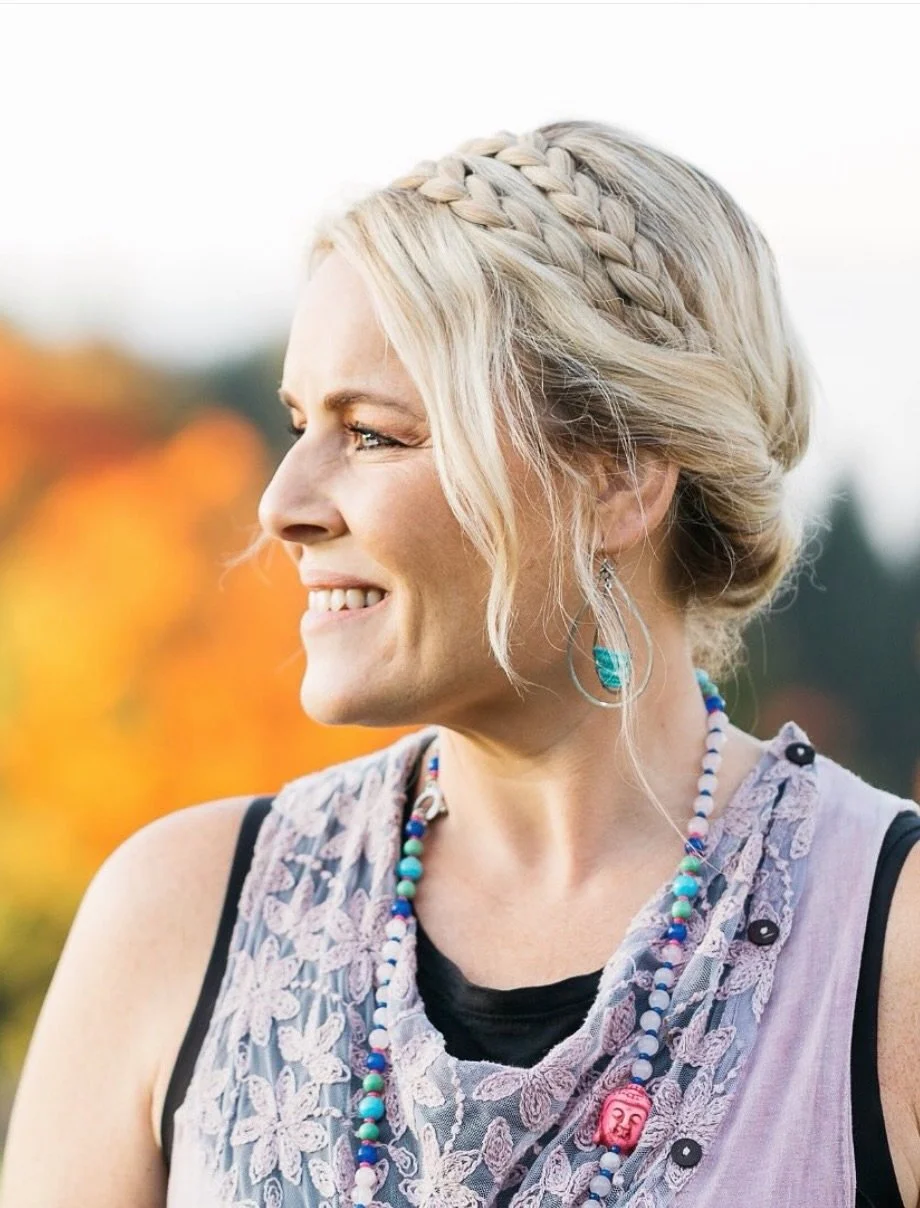 Feel like you need a reset&mdash;but don&rsquo;t have a week to disappear? This is your sign. 💚 Join Jacqui Bonwell for a mini reTREAT that brings together all the things&mdash;movement, rest, reflection, connection&hellip; and just enough humor to 