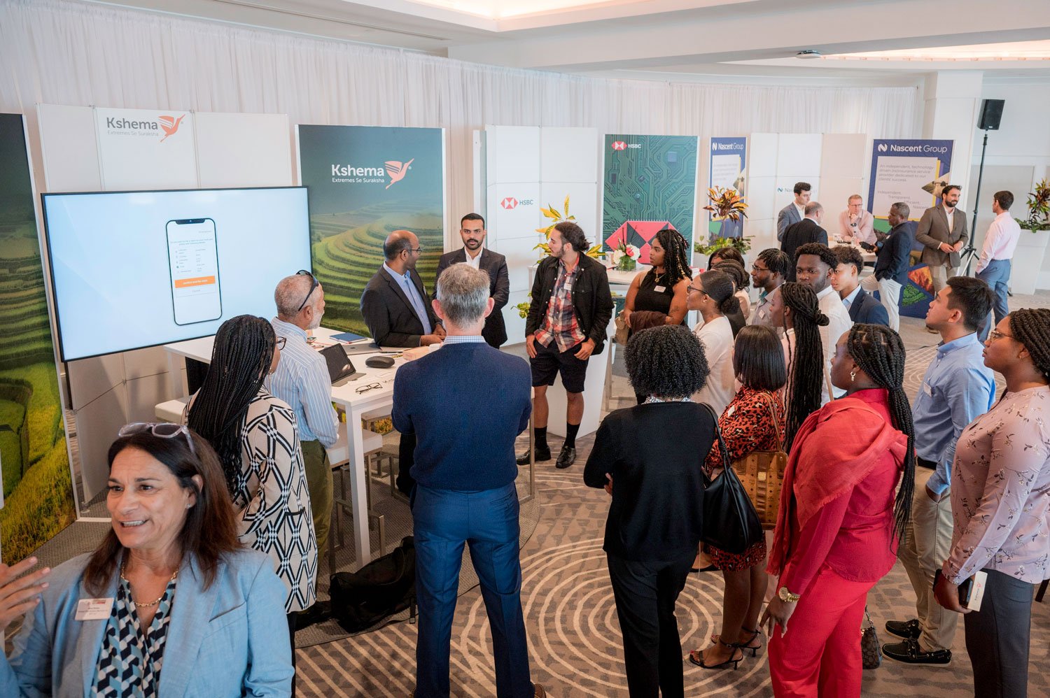 9-ILS-Bermuda-2024-Networking-area.jpg