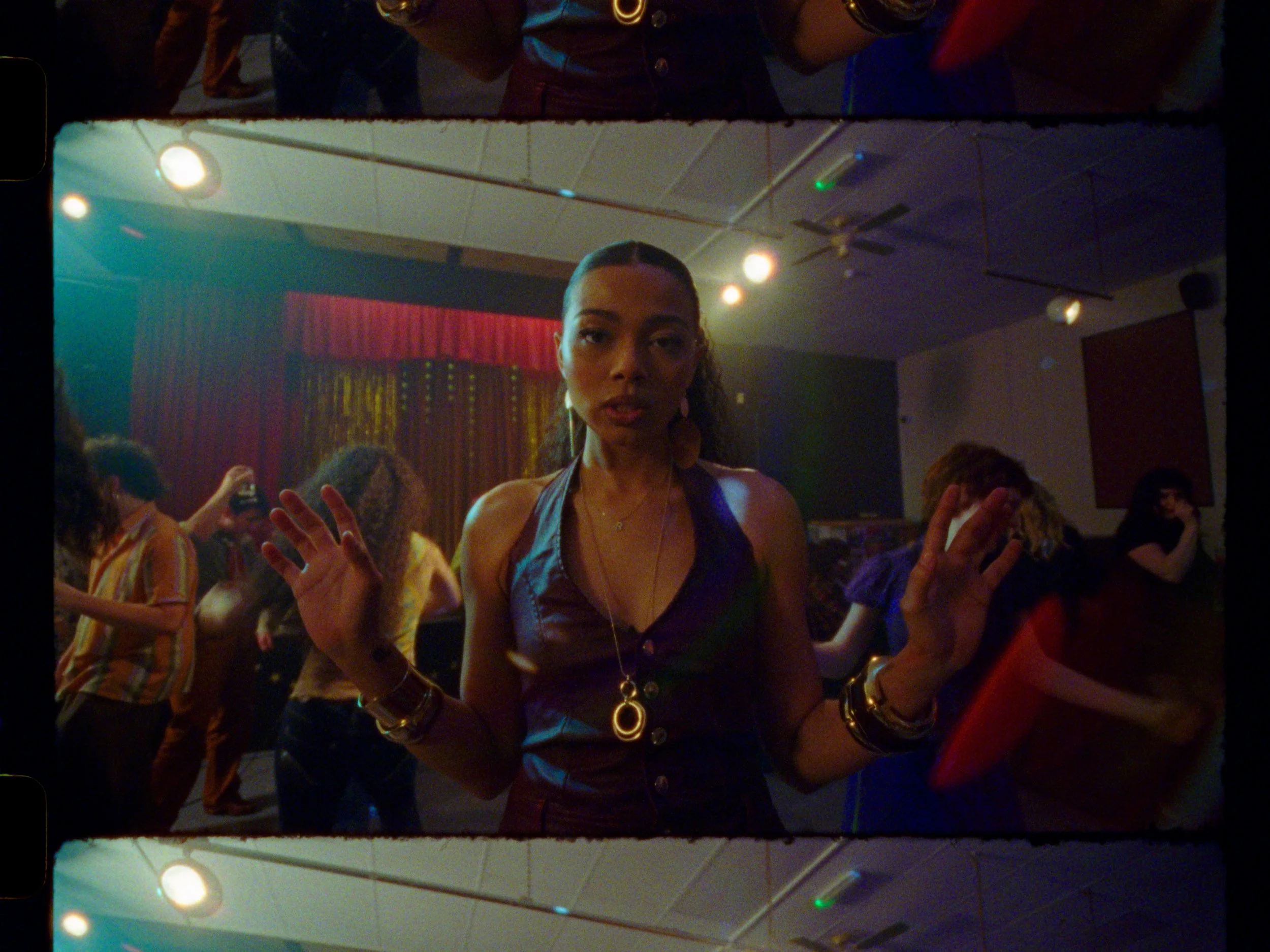 BROOKE TEARS_5K_4444_24FPS_LR001_LOG.00_12_23_12.Still003.jpg