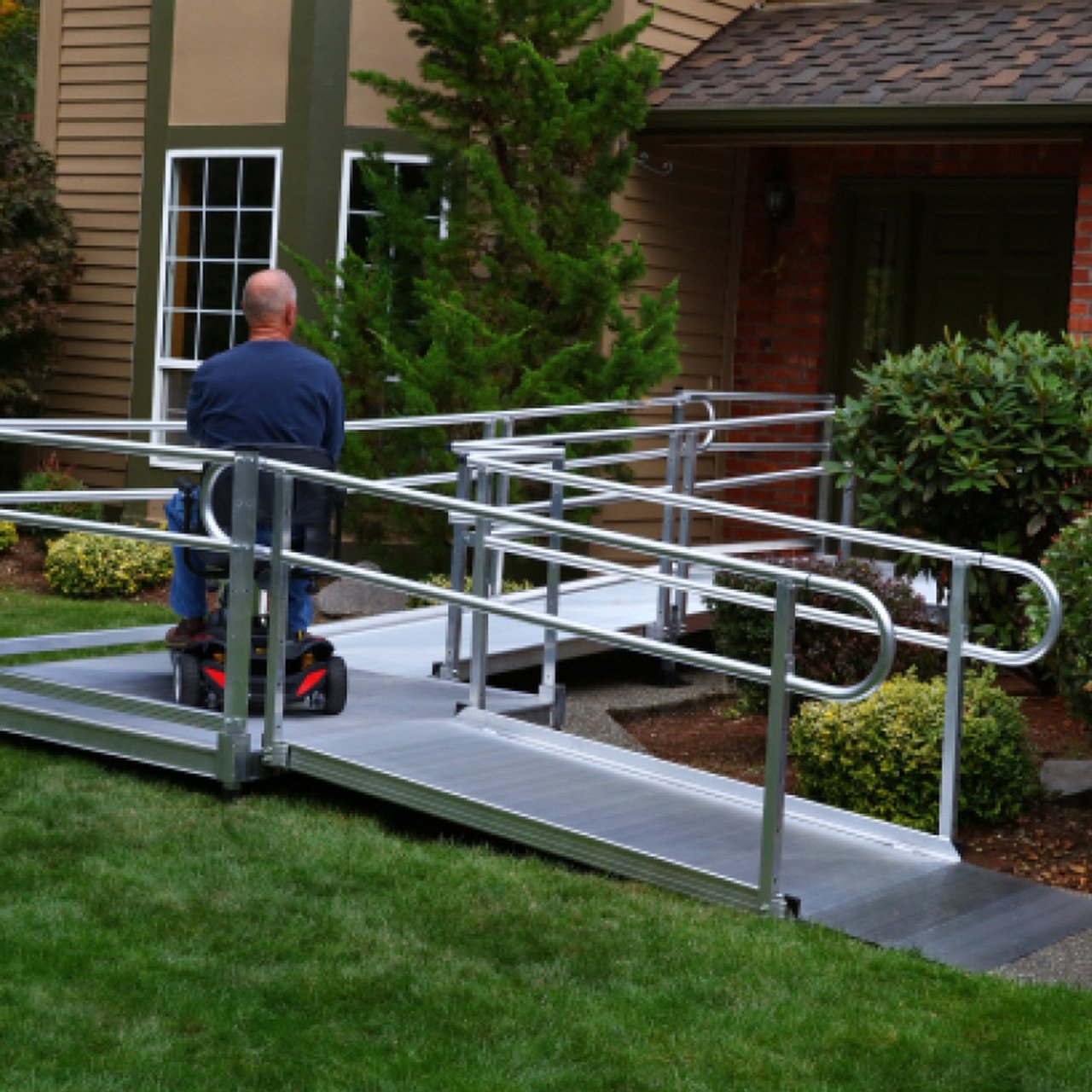 Pathway-3G-Two-Line-with-scooter-2-41-square.jpg