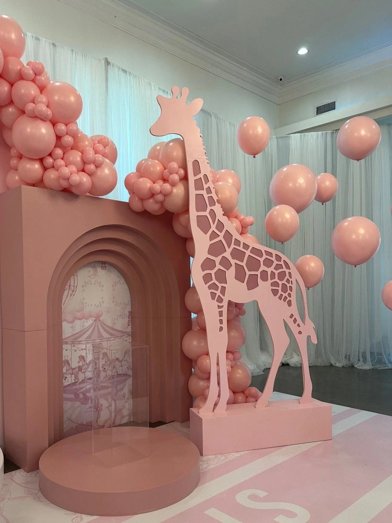giraffe+2.jpg