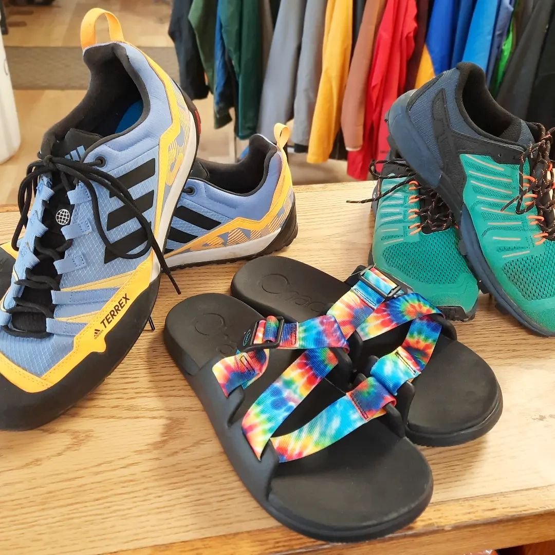 🌈 + 🌧 
+
Adidas Terrex Swift Approach Shoe:
Men 13,
$48
+
++SOLD ++
Chaco Chillo Slides:
Ws 10,
$22
+
Inov8 Roclite G 275 Sneaker:
Ws 8,
$43.20