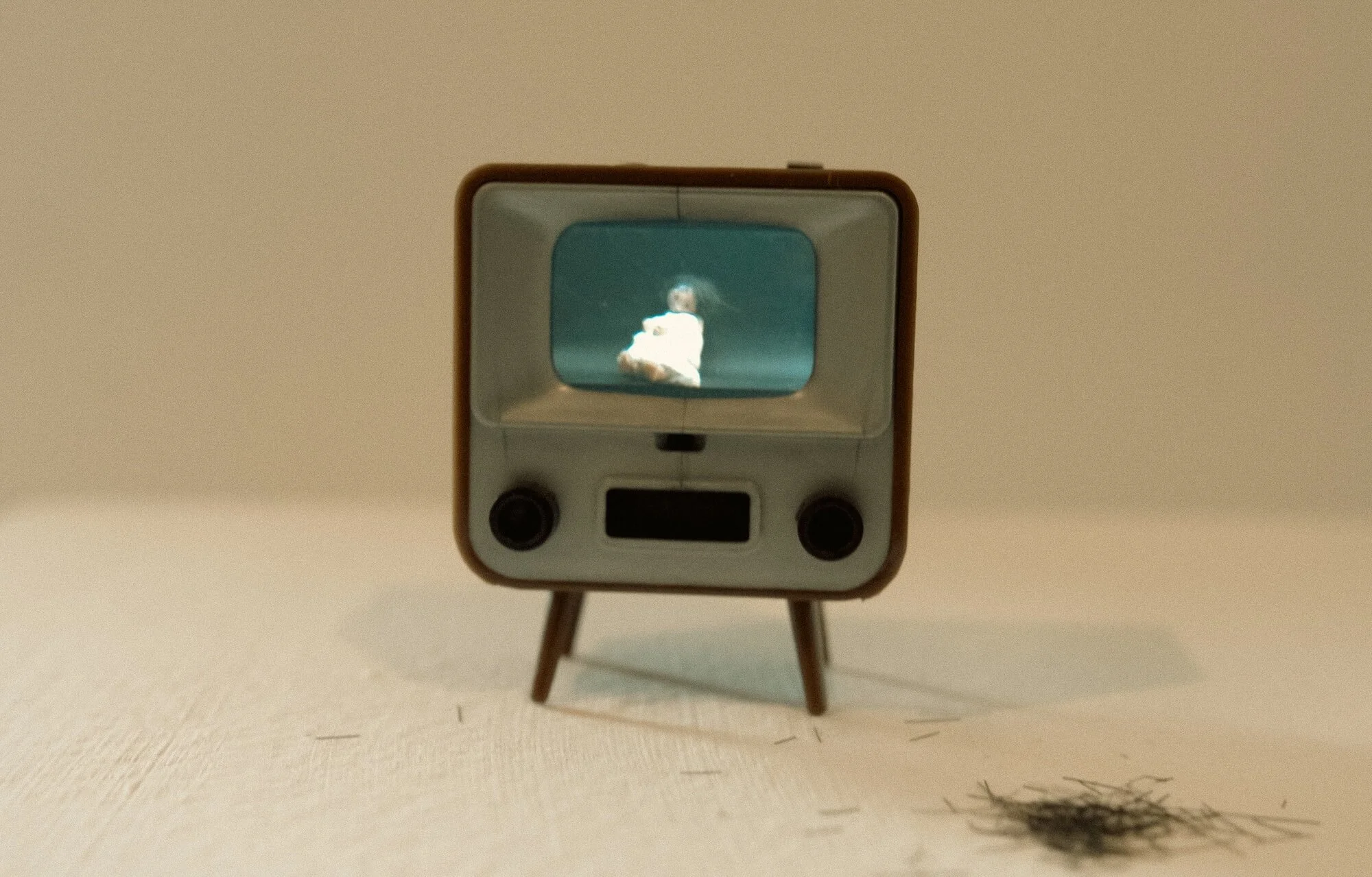 tiny-tv.jpg