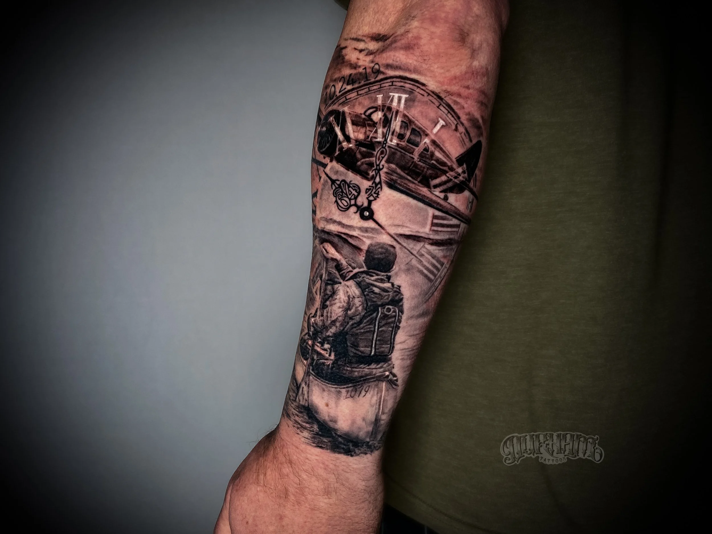 kayak plane clock.JPEG