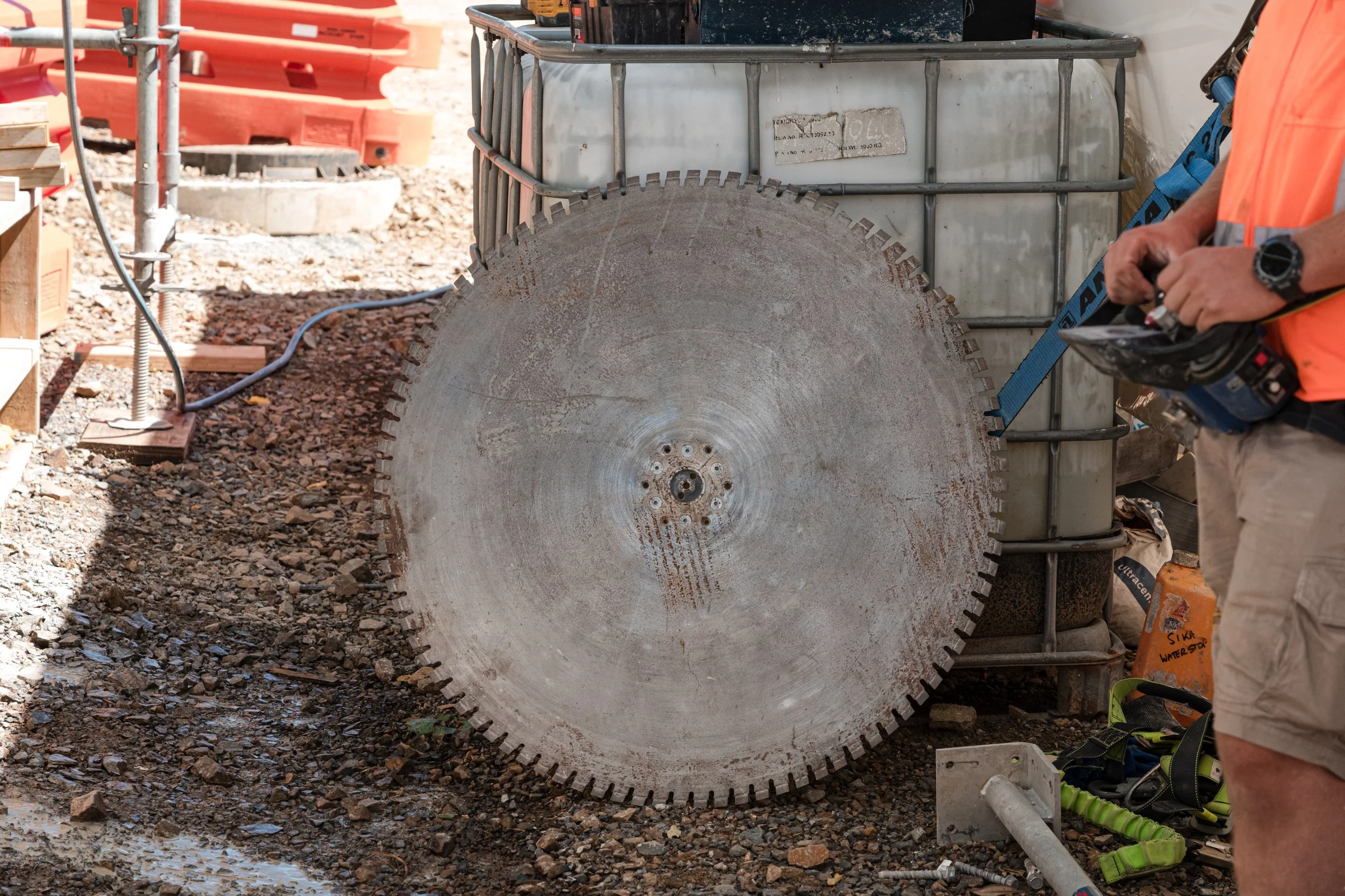 PD_BusDepotCutting-36.jpg