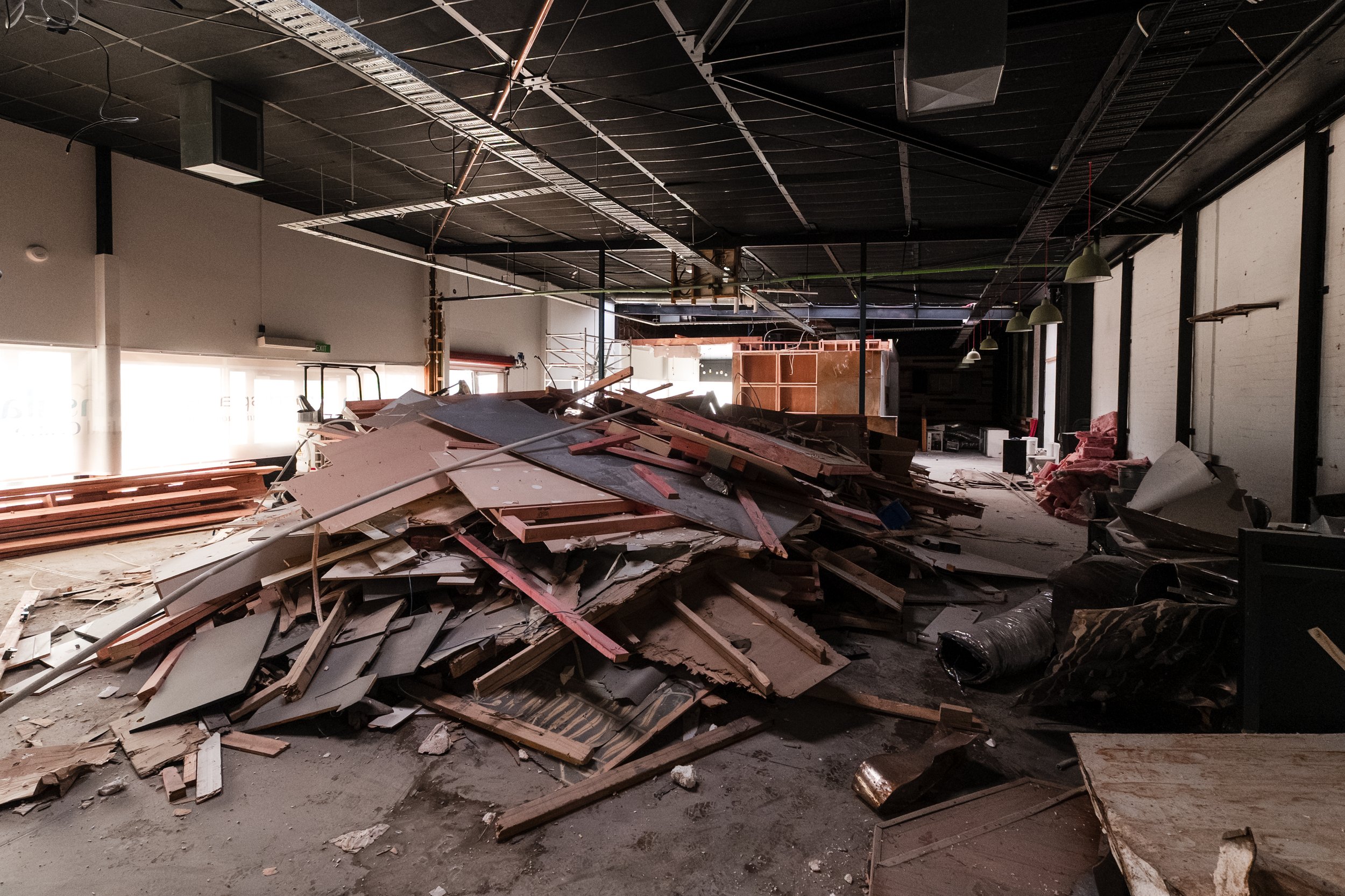 Gasworks_Commercial removal_061125-6.JPG