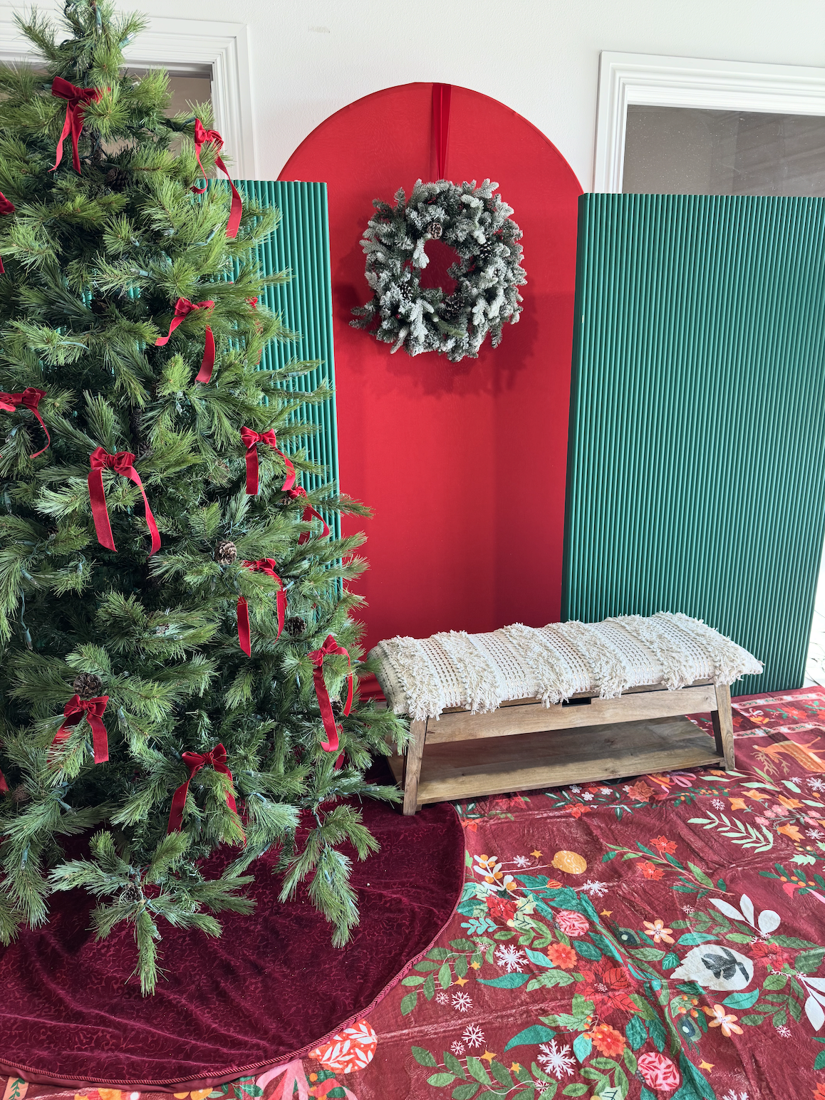 Ripple Backdrop Panel | 6' Tall