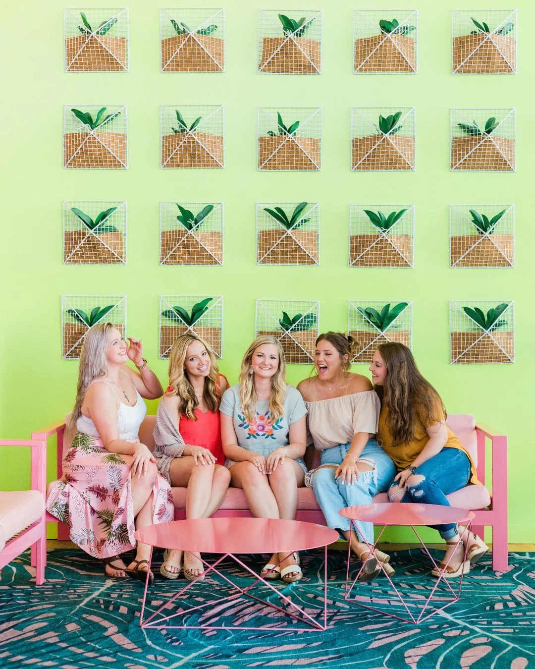 When the setup&rsquo;s this cute, you have to pause for the photo 💅⁠
This crew made the color wall moment a whole vibe, love a good mix of chill + playful⁠
⁠
📍Scottsdale, AZ⁠
⁠
#scottsdalebachelorettephotographer #scottsdalephotographer #azgirlswee