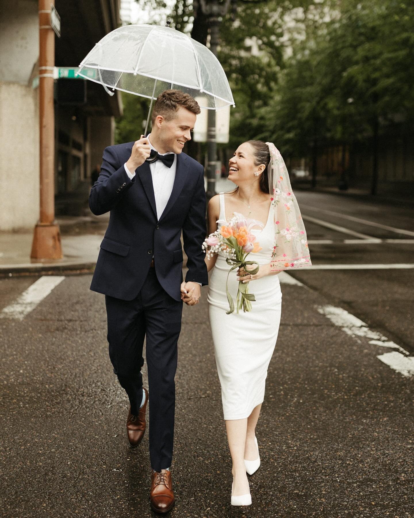 🎶 Going to the courthouse and we&rsquo;re, gonna get married 🎶 Part 1 of the sweetest elopement! Renee and Chris&rsquo; day was filled with so much joy and intention, and they made the most of the rainy weather. The most important part of your wedd